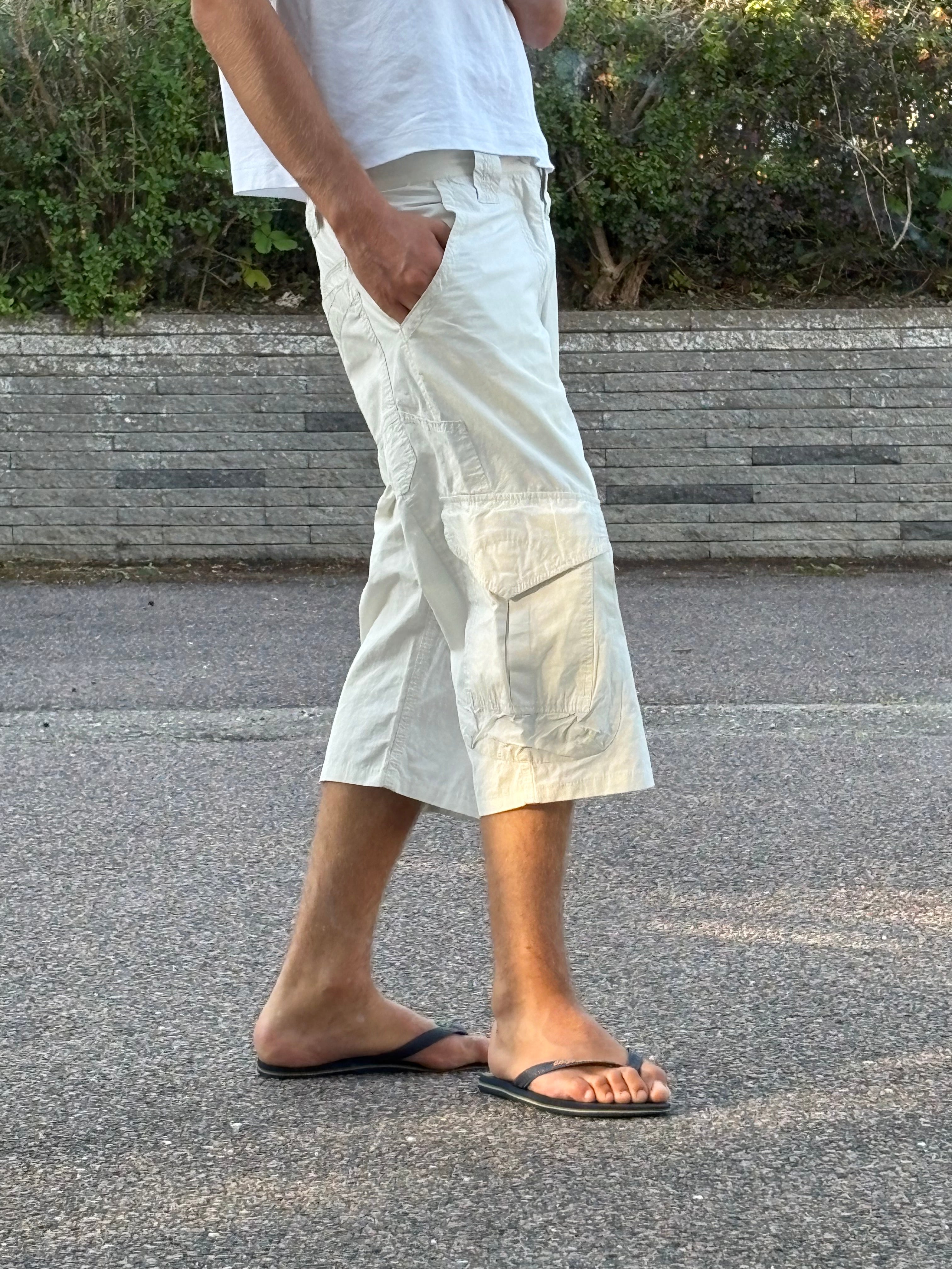 Vintage white capris