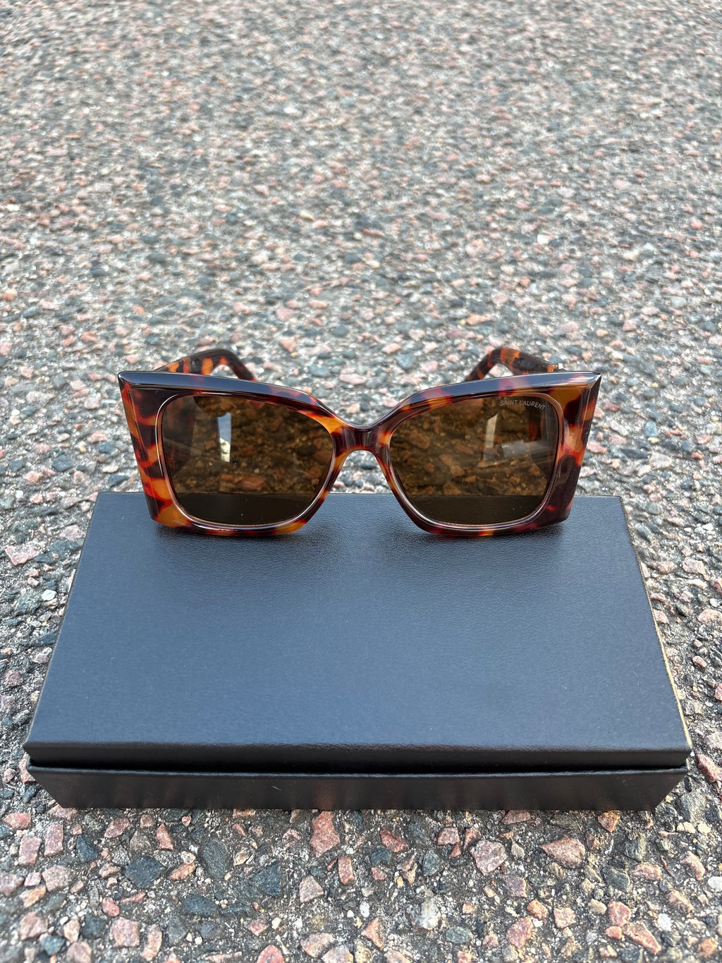 Saint Laurent Leopard glasses 119-54