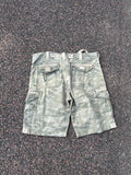 Baggy cargo camo shorts