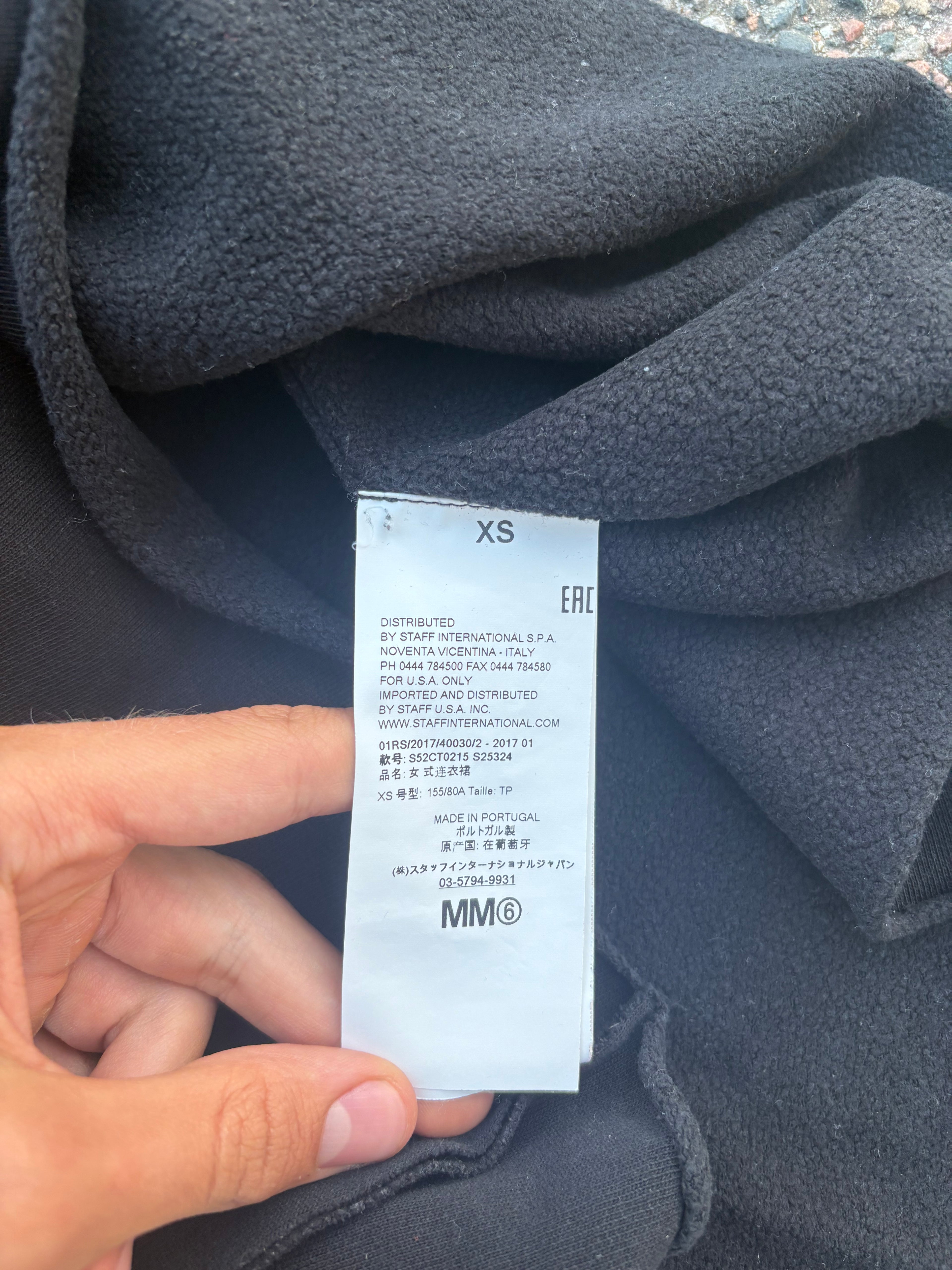 MM6 Maison Margiela  women’s shirt black