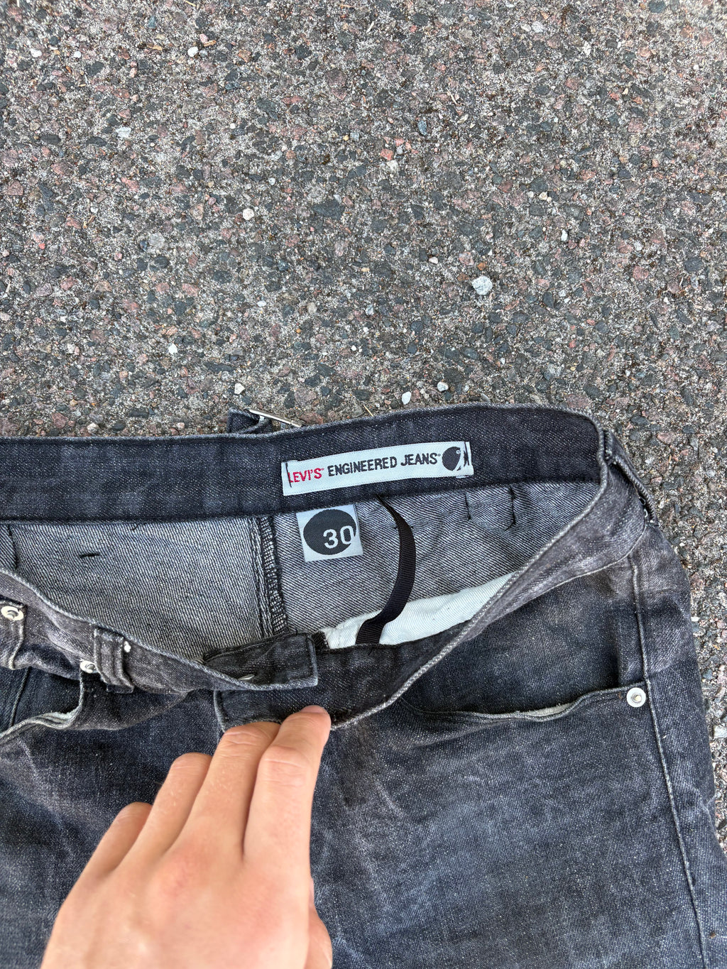 Levis engineered jeans faded black size 30