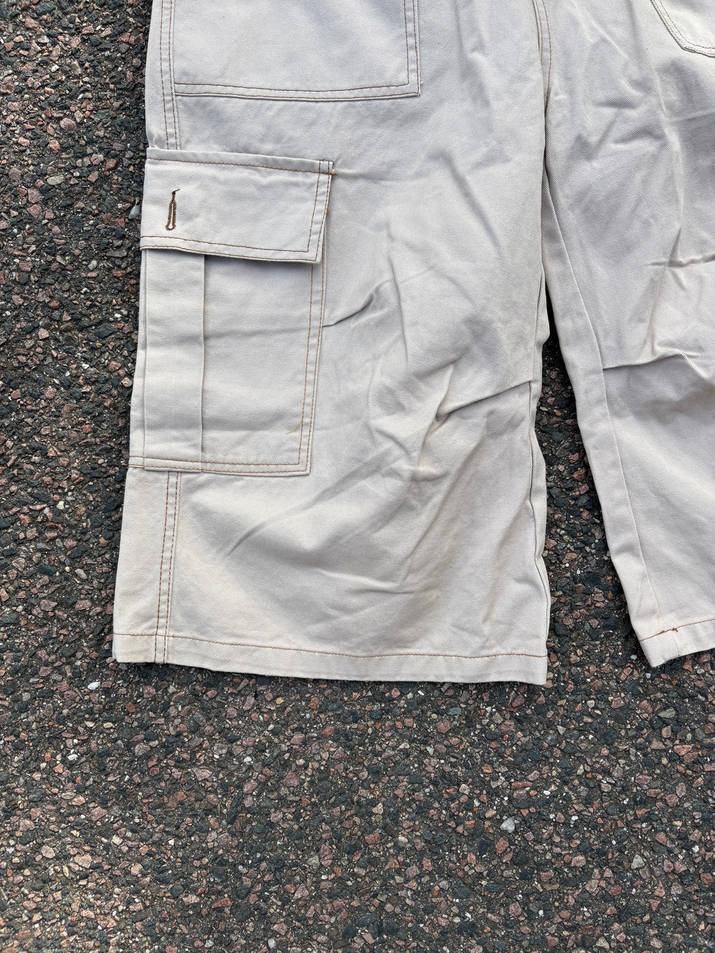 Baggy Capri beige pants
