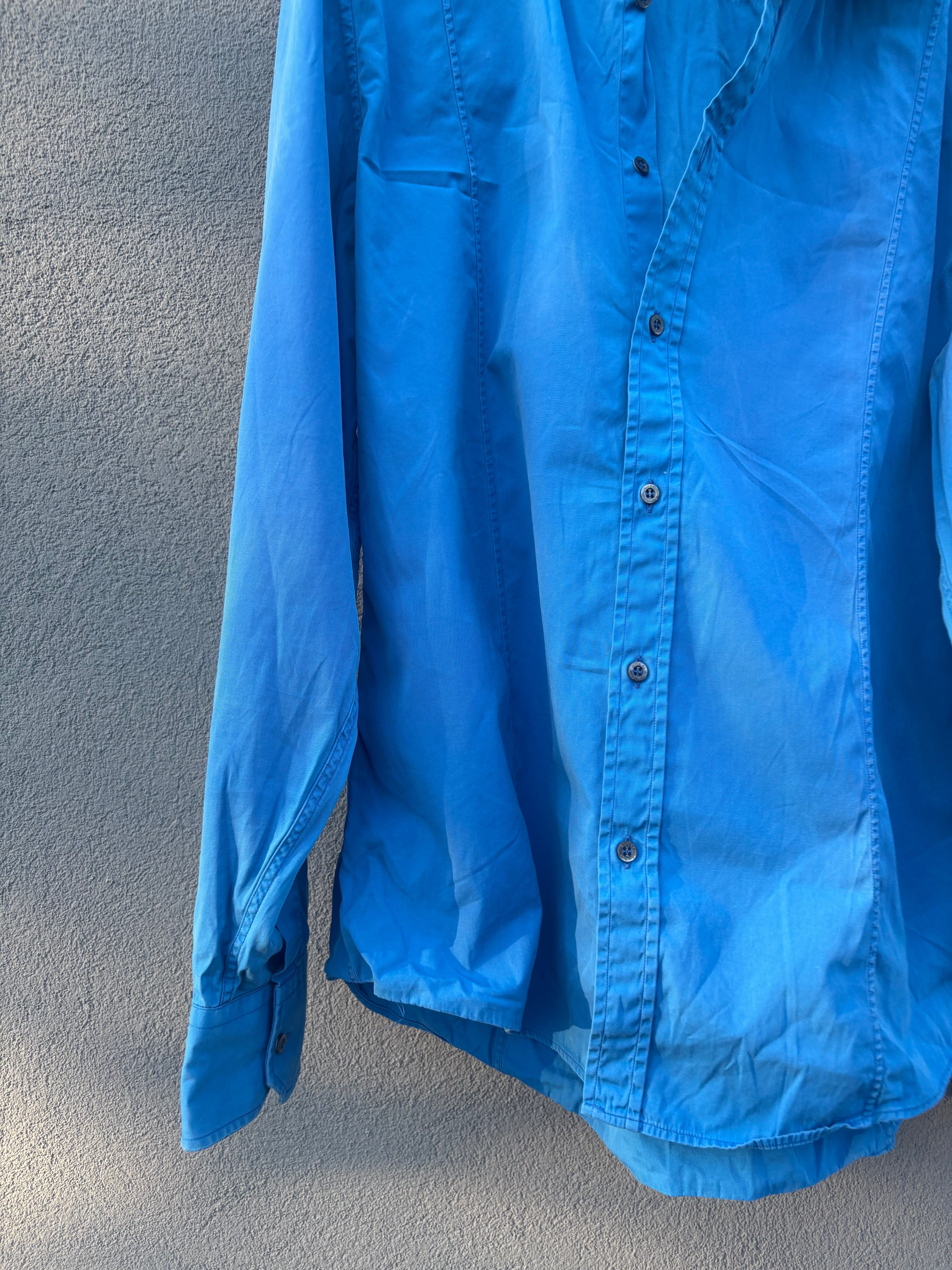 2000s Gucci Tom ford era Blue button up shirt