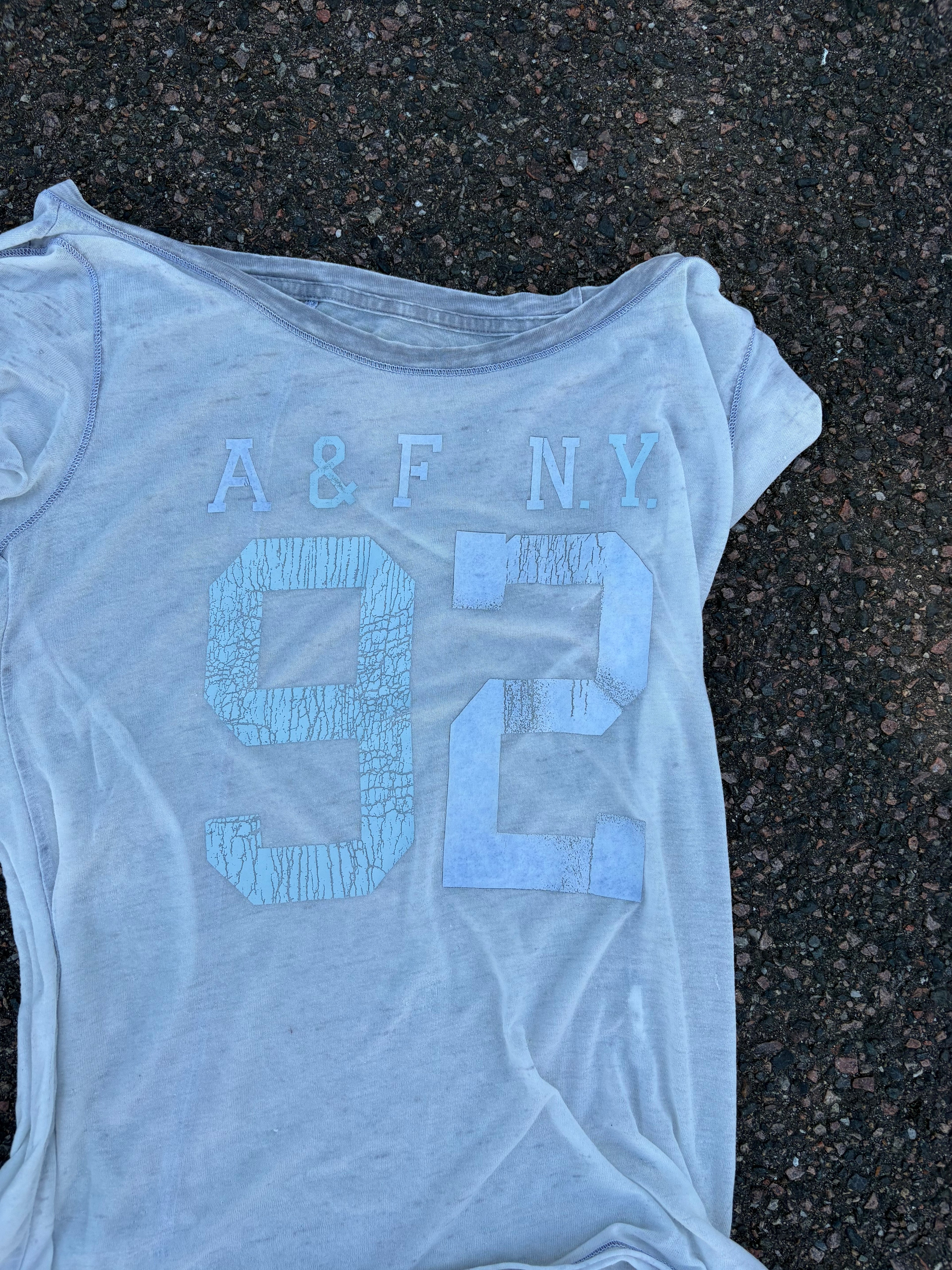 Vintage thin Abercrombie layering t shirt