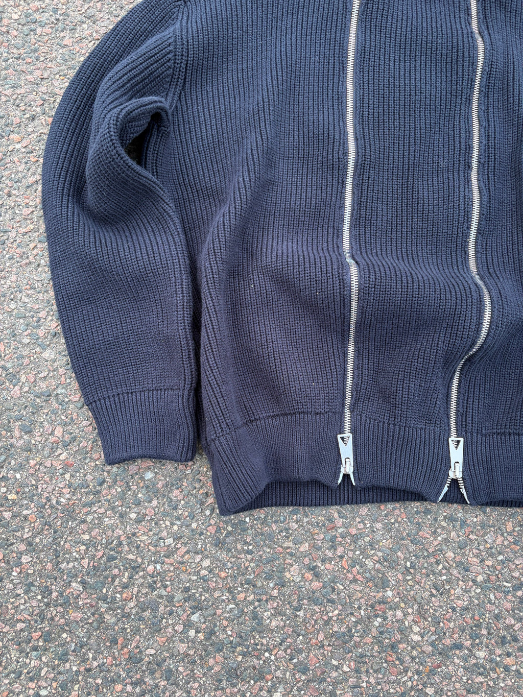 Double zipper heavy navy sweater