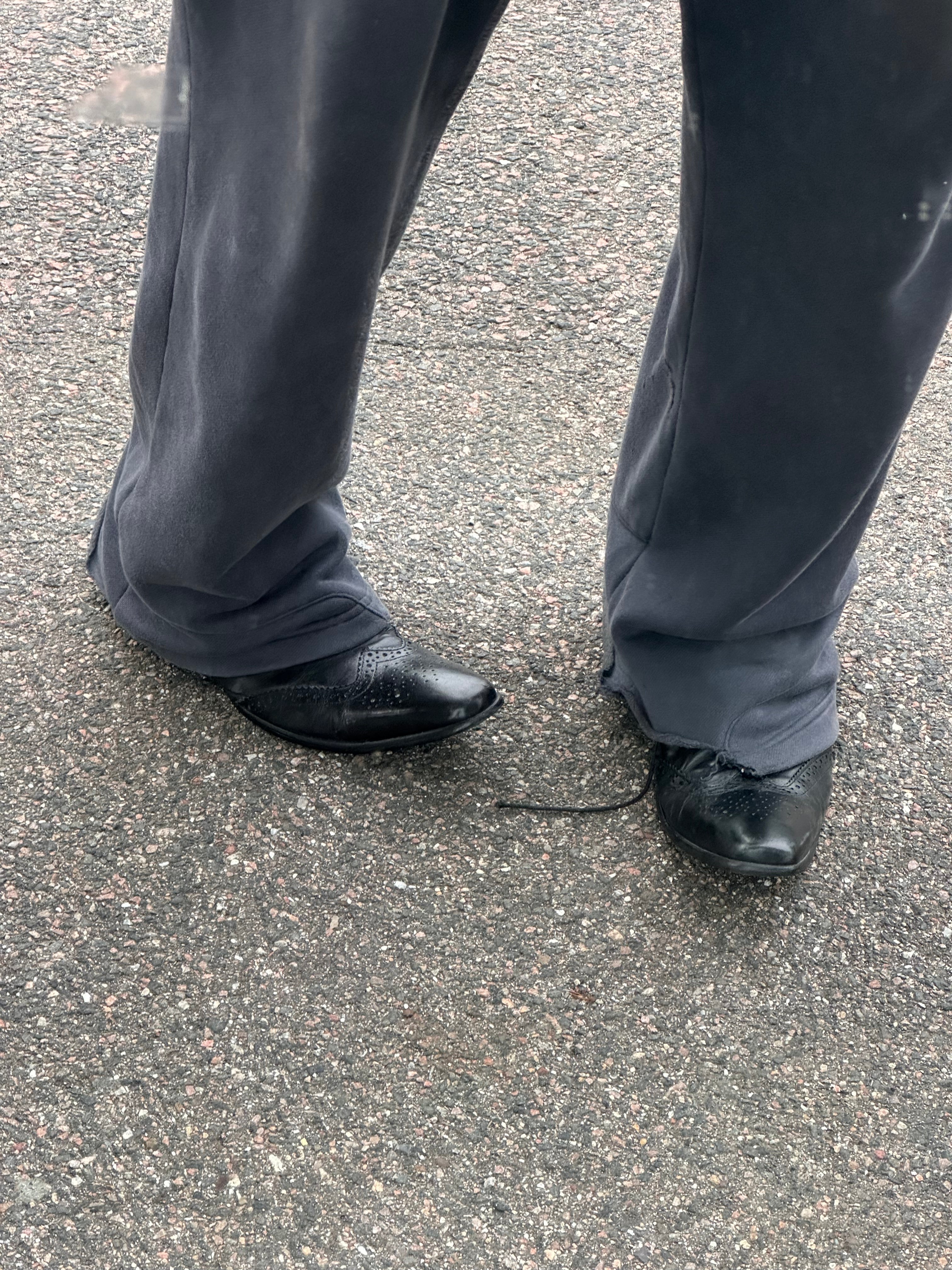 Gucinari Italien pointy shoes black