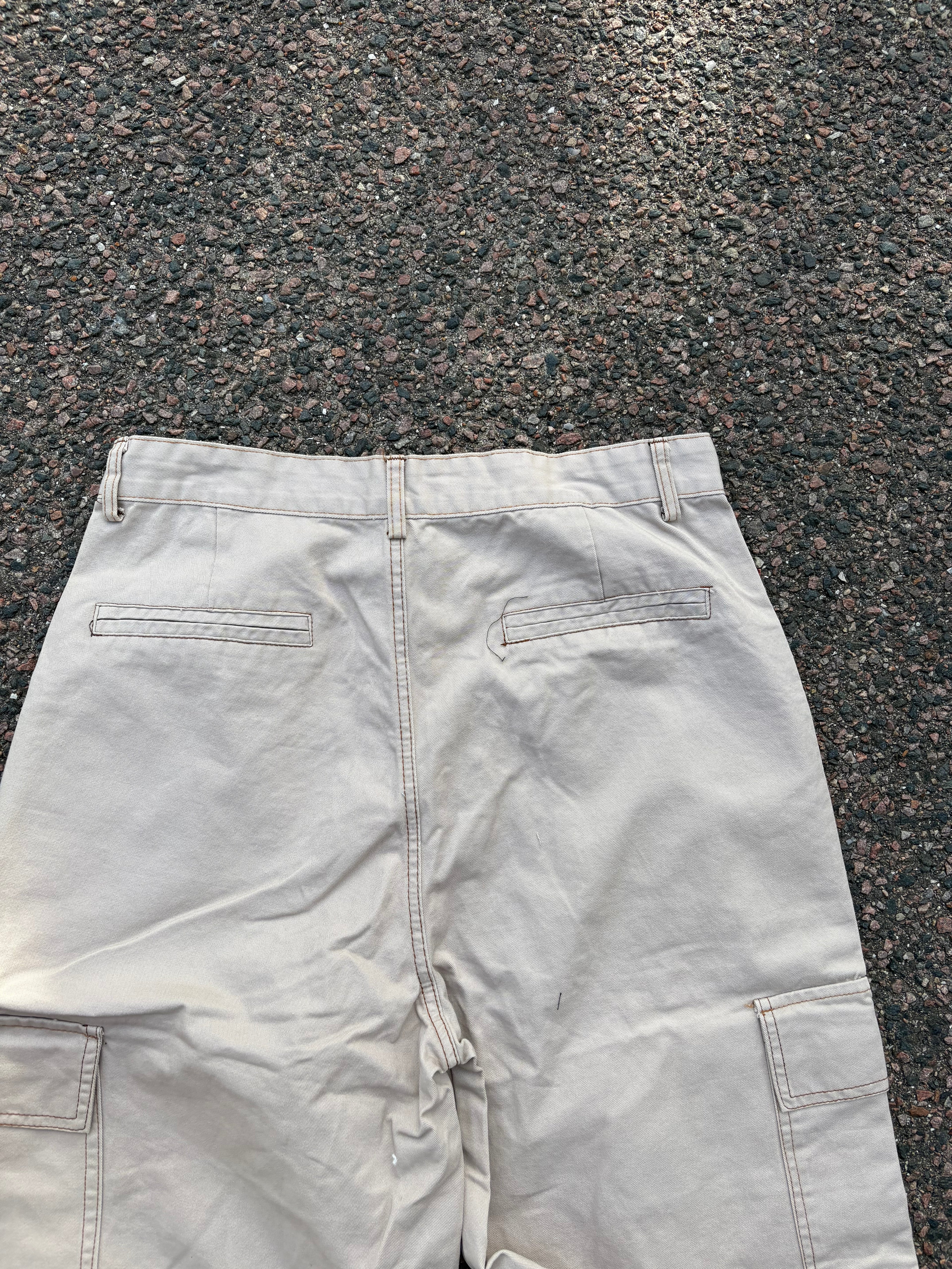 Baggy Capri beige pants