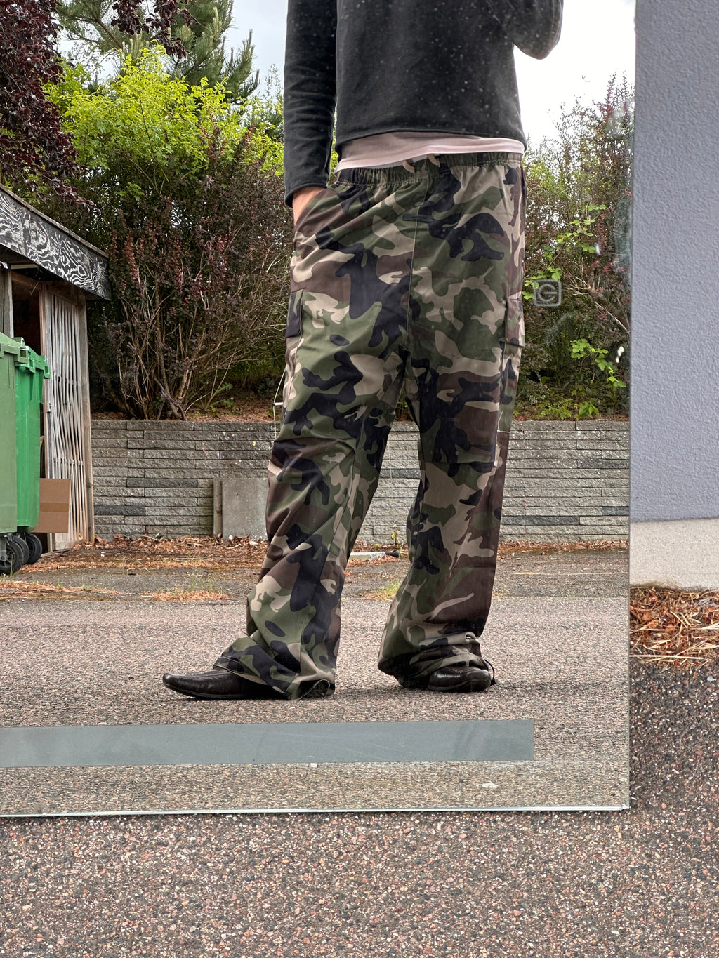 Non brand vintage camo nylon track pants