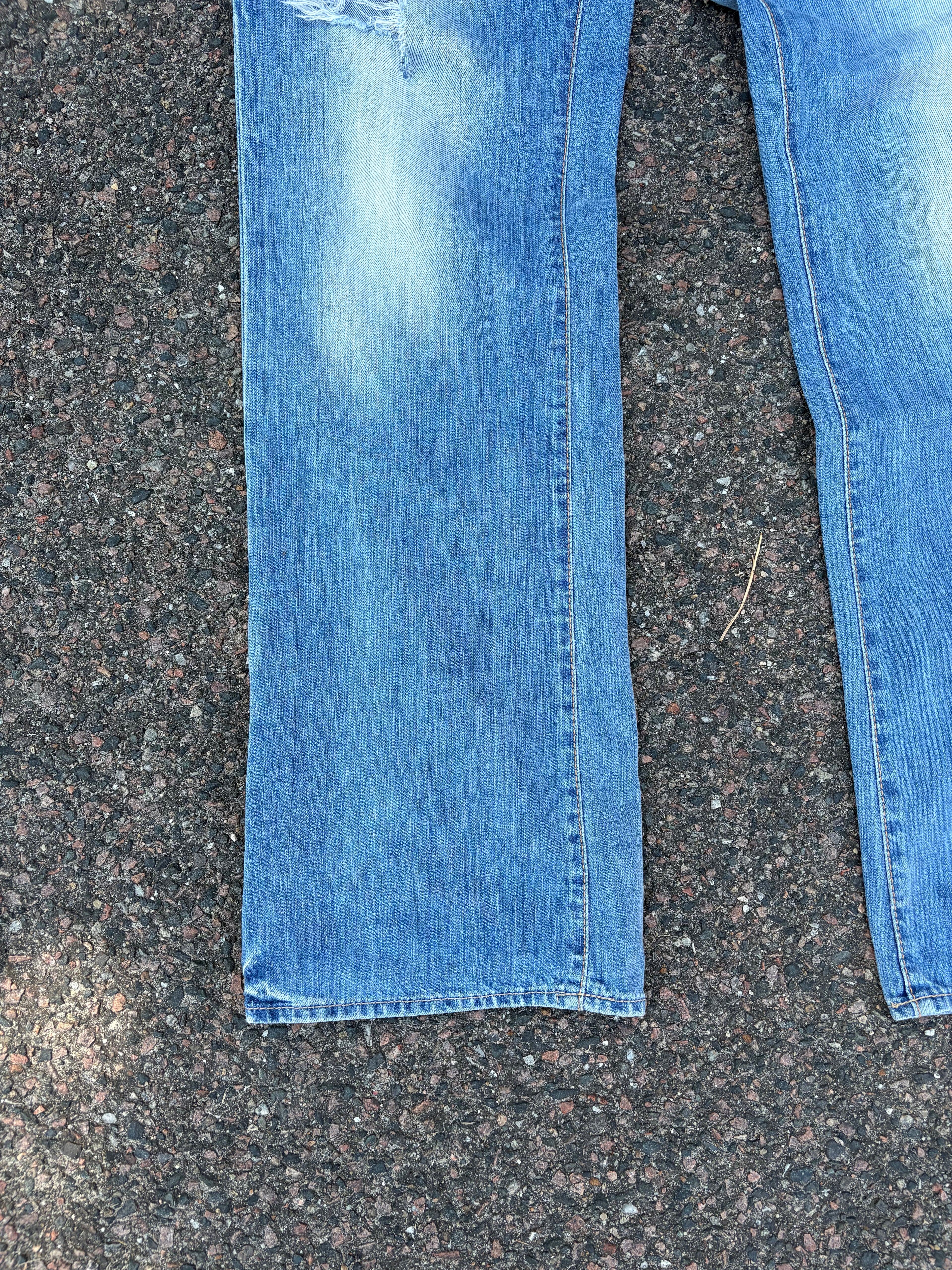 Vintage 1990s bootcut Hugo boss distressed blue jeans