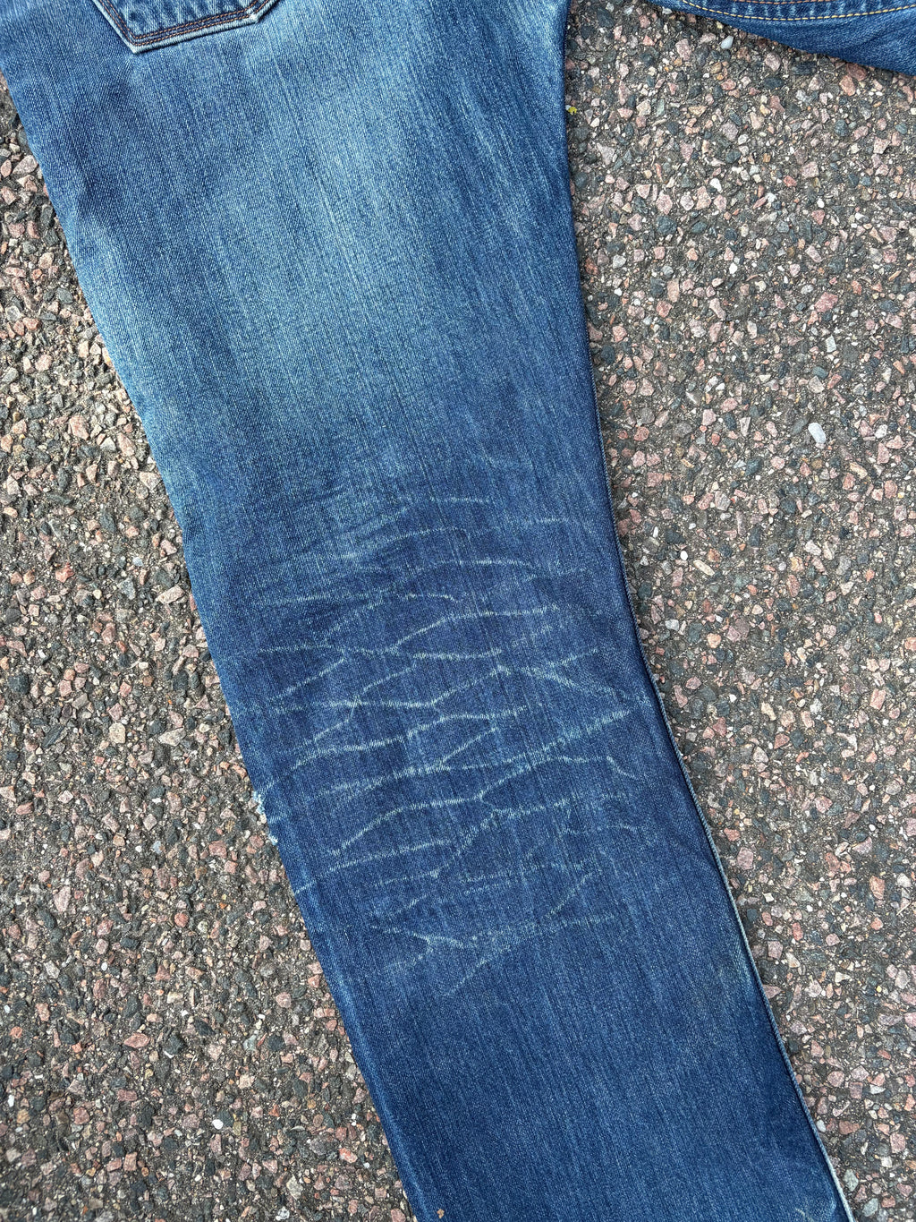 Levis 506 standard faded vintage jeans