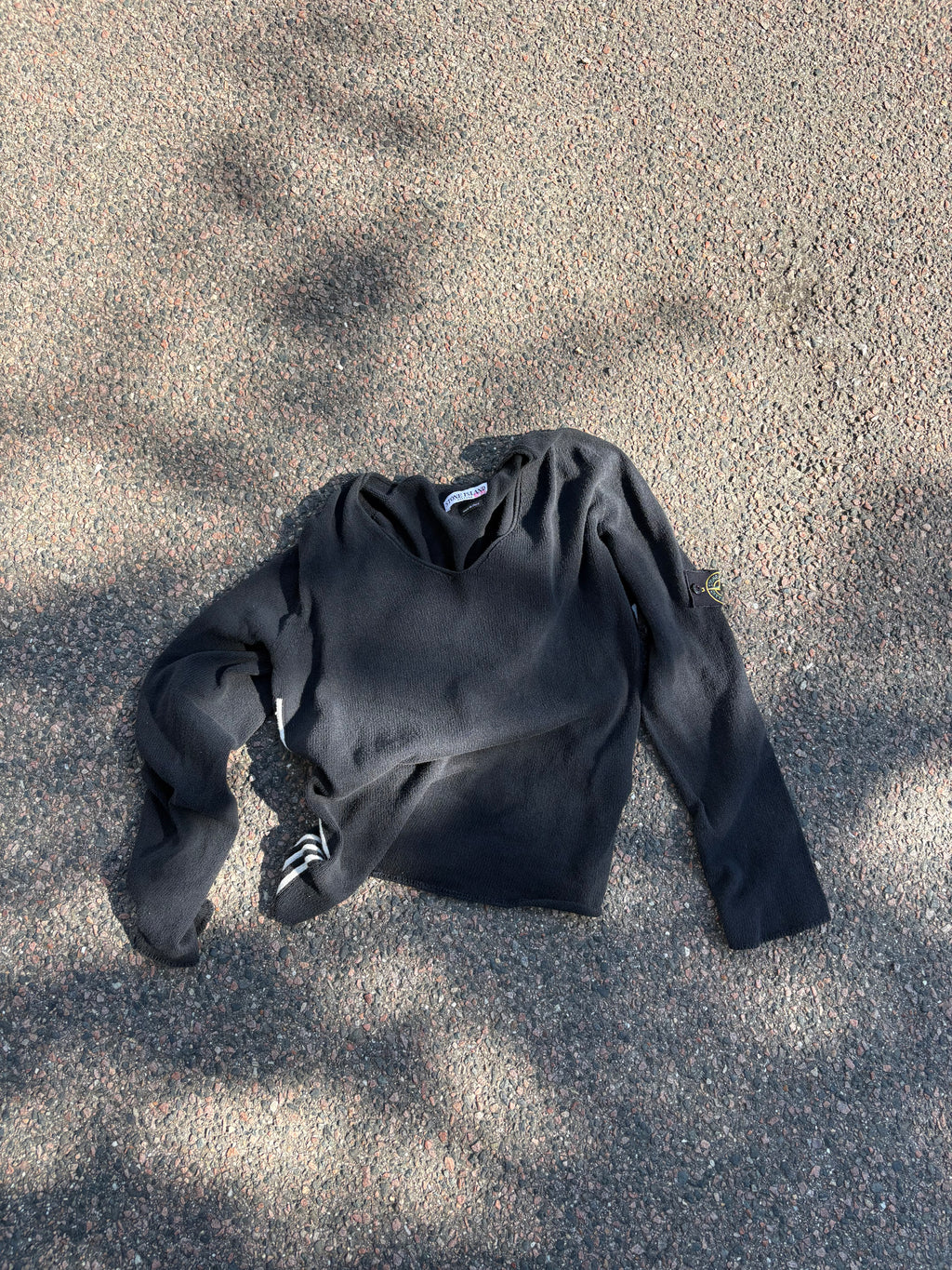 Stone Island v neck Paul Harvey era faded black