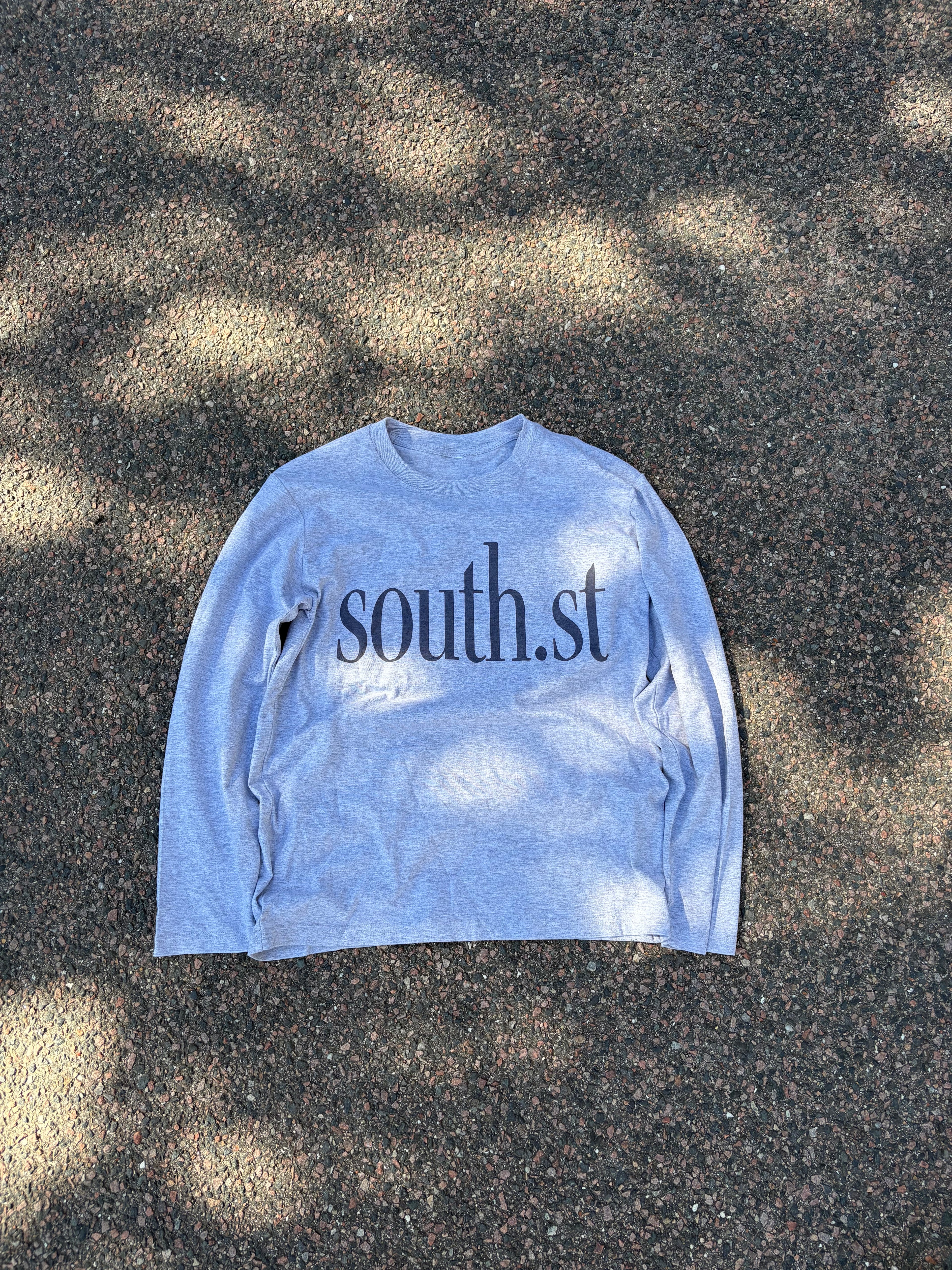 Vintage south.st gray long sleeve