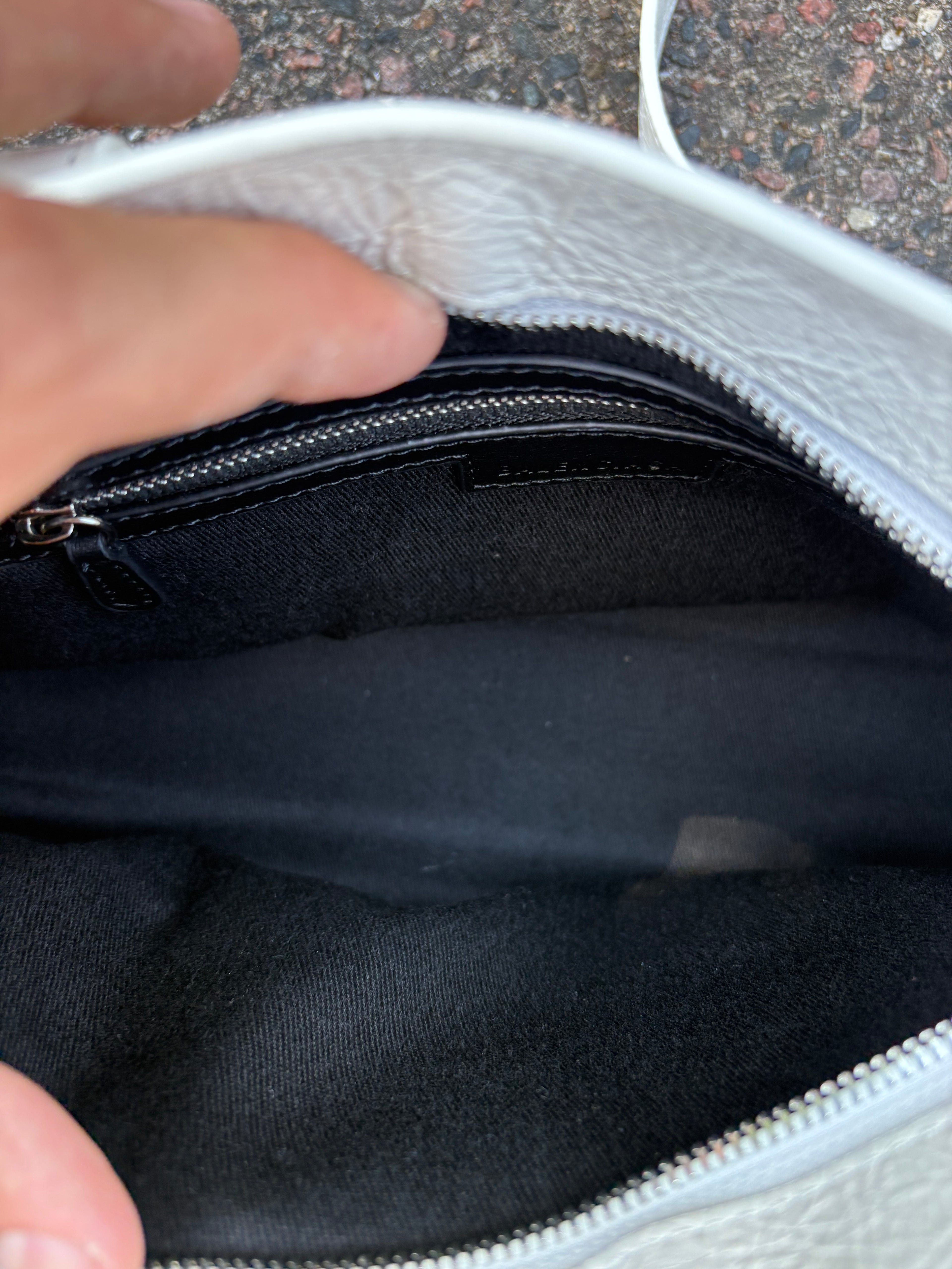 Small Balenciaga le city bag White m
