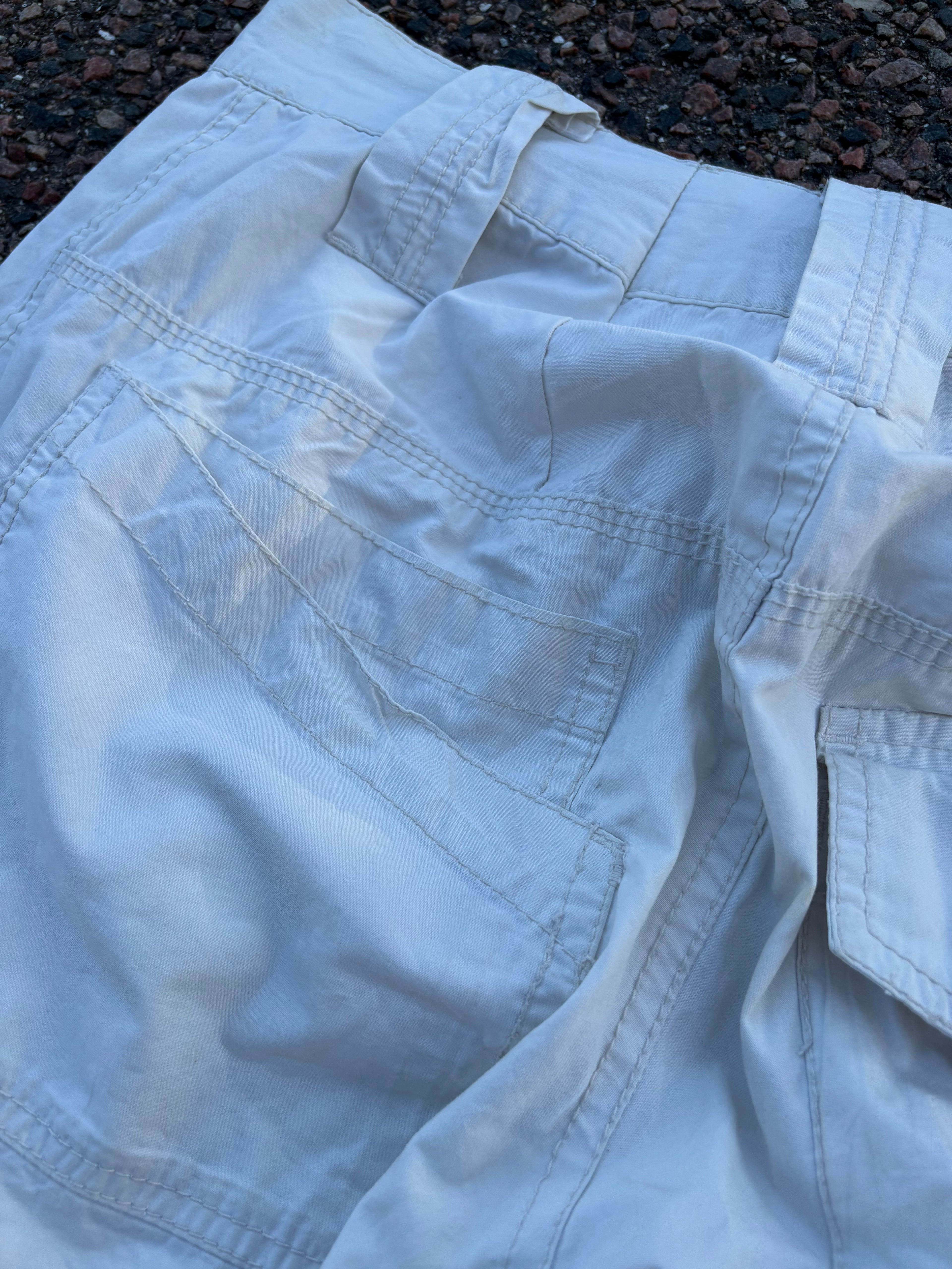 Vintage white capris