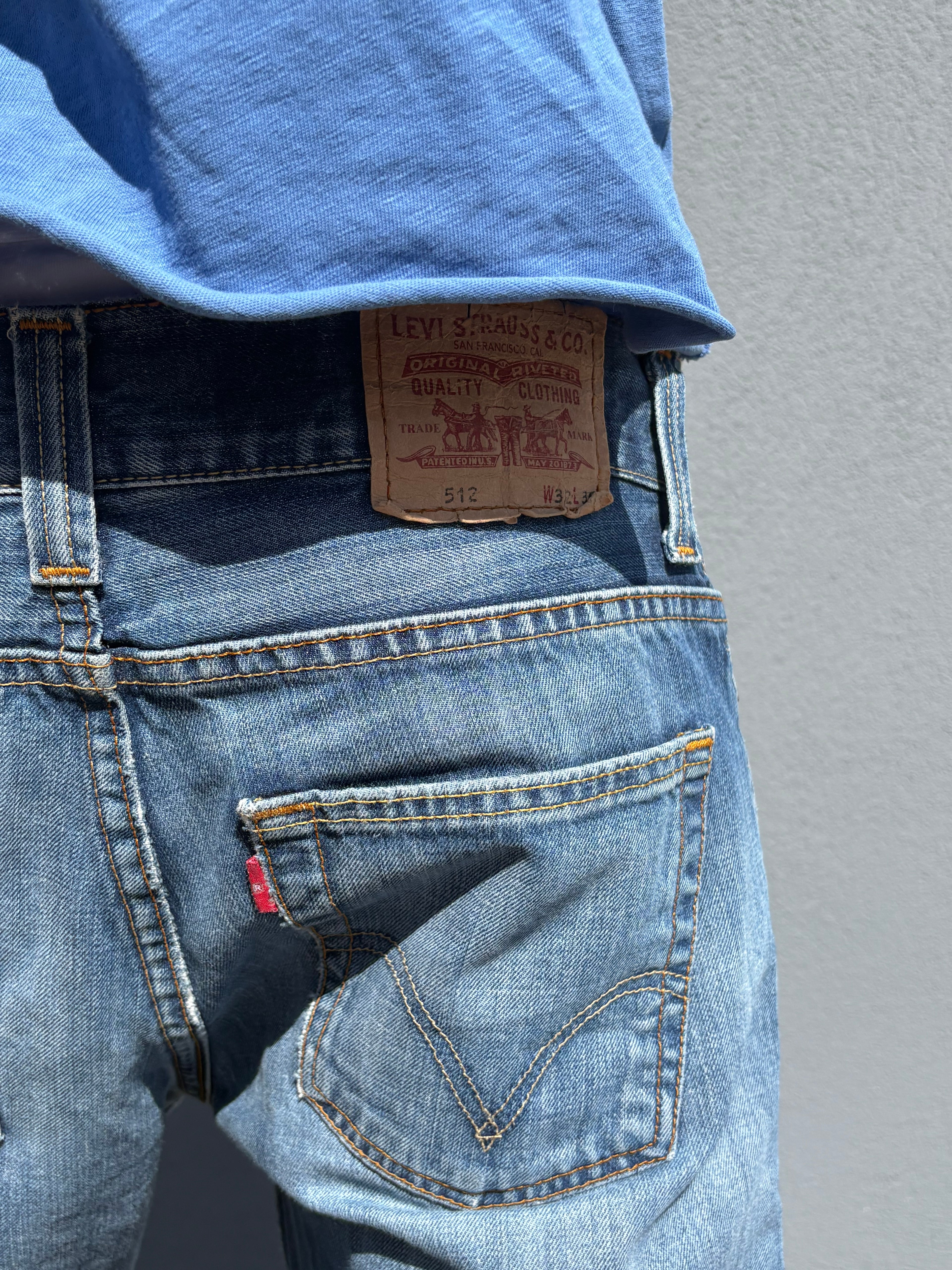 Levis Vintage 512 bootcut washed jeans (32*36)