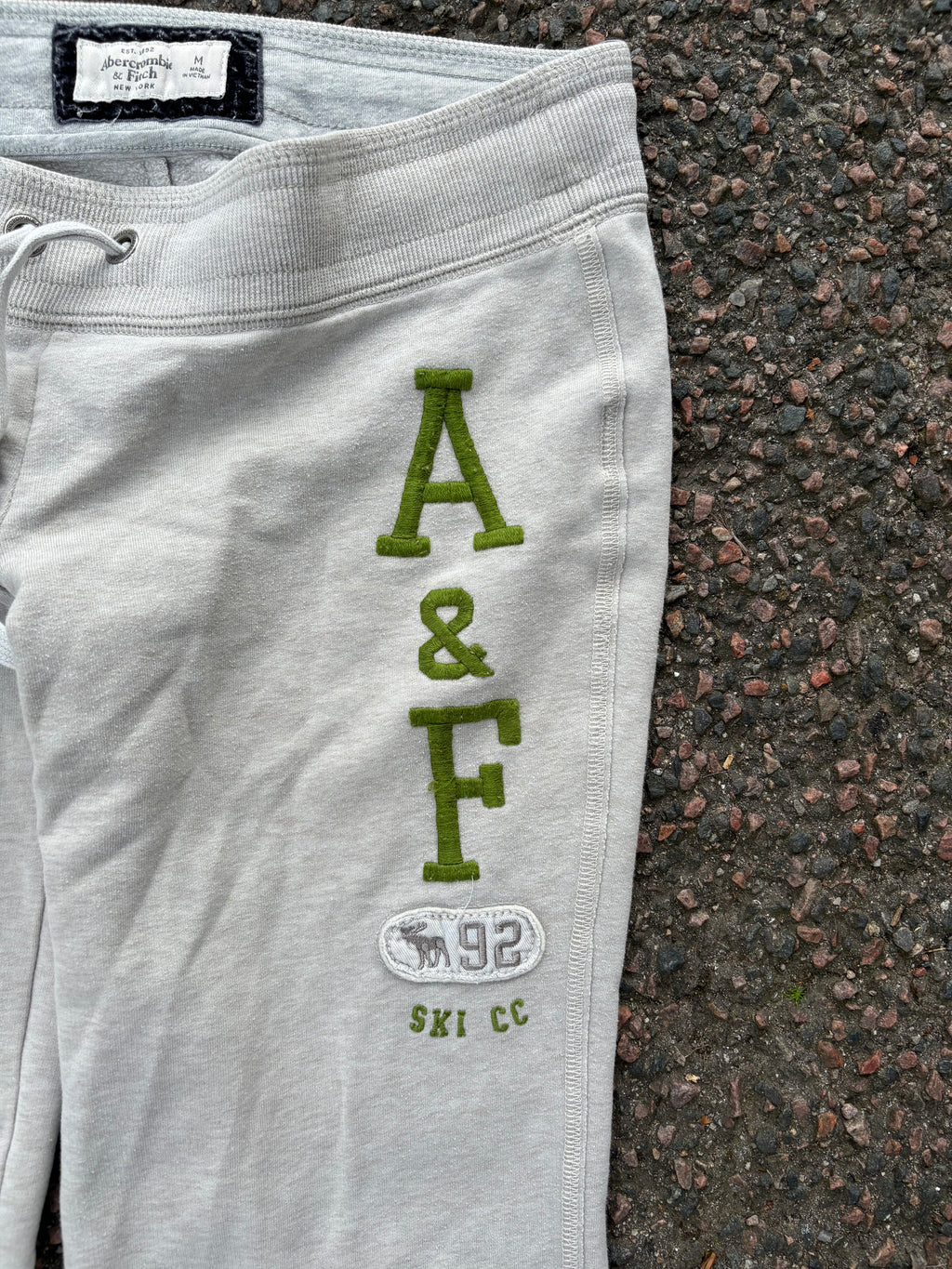 Vintage 2000s Abercrombie gray joggers