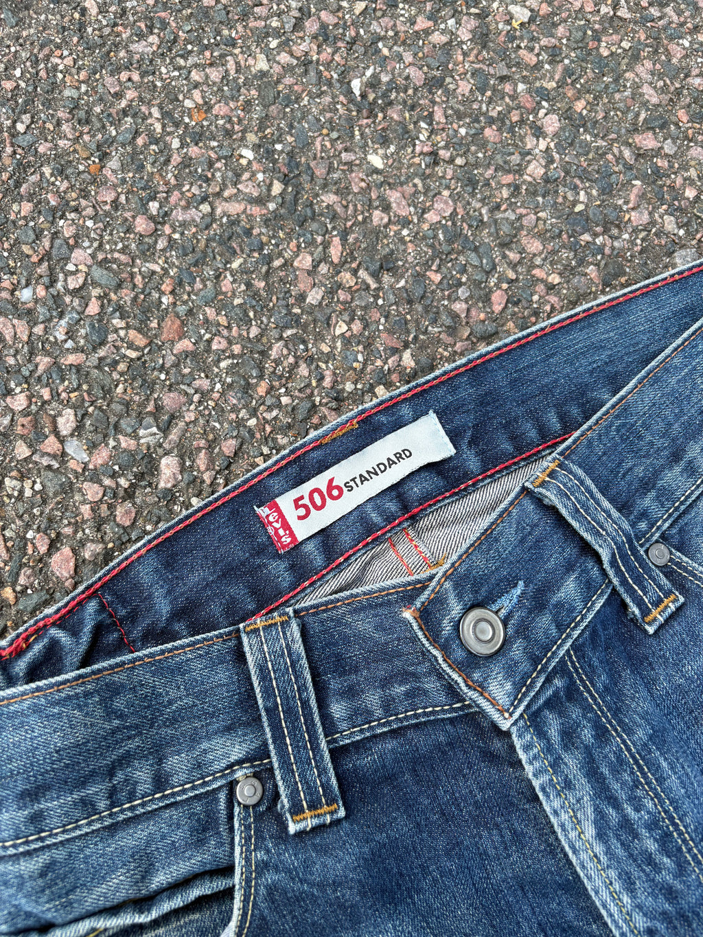 Levis 506 standard faded vintage jeans