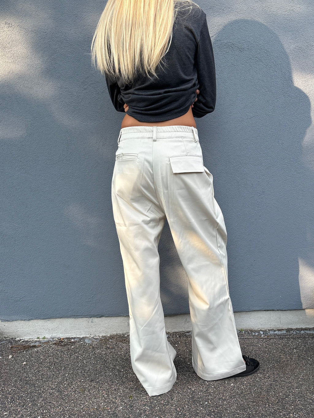 Off white suit pants