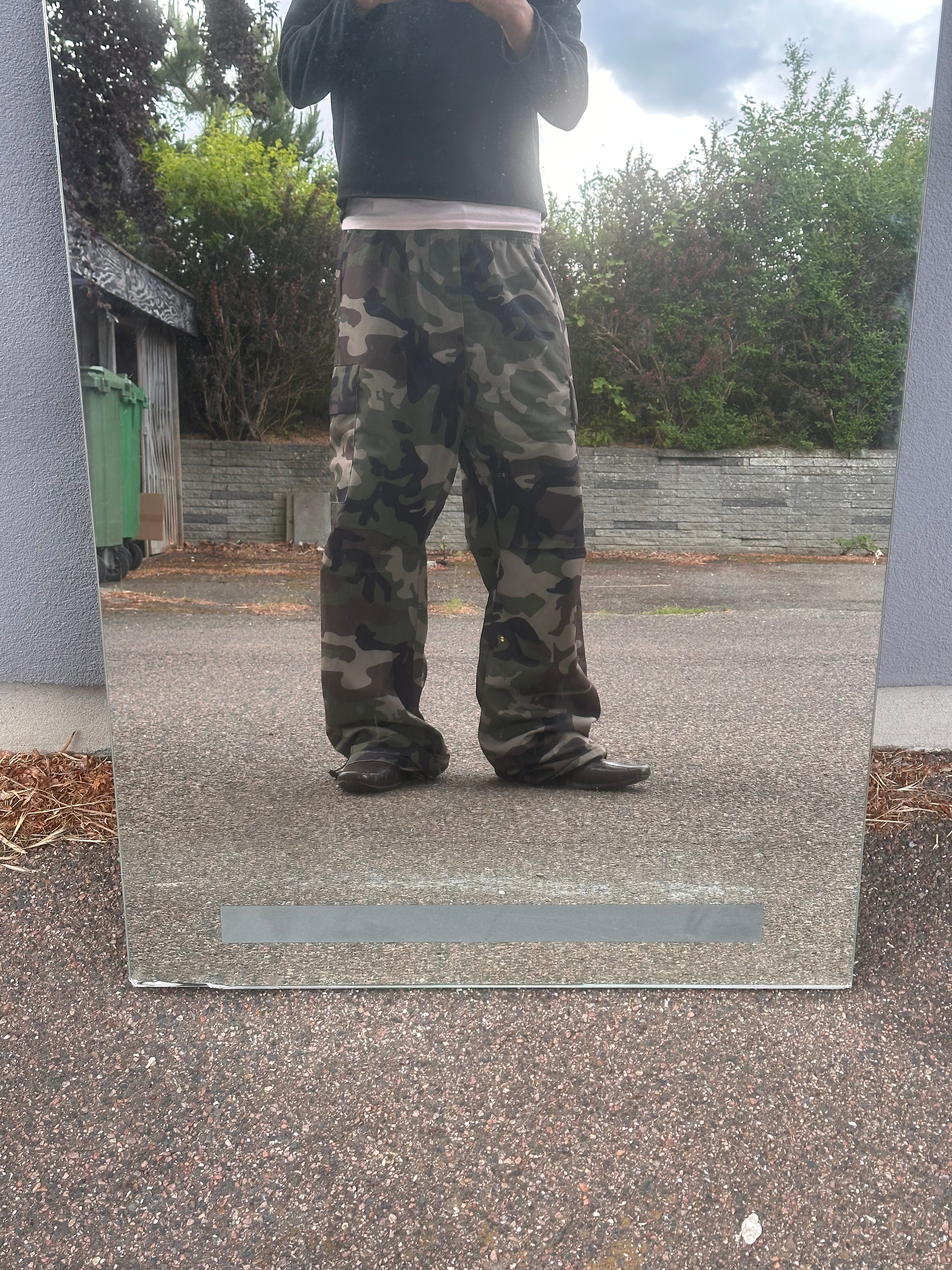 Non brand vintage camo nylon track pants