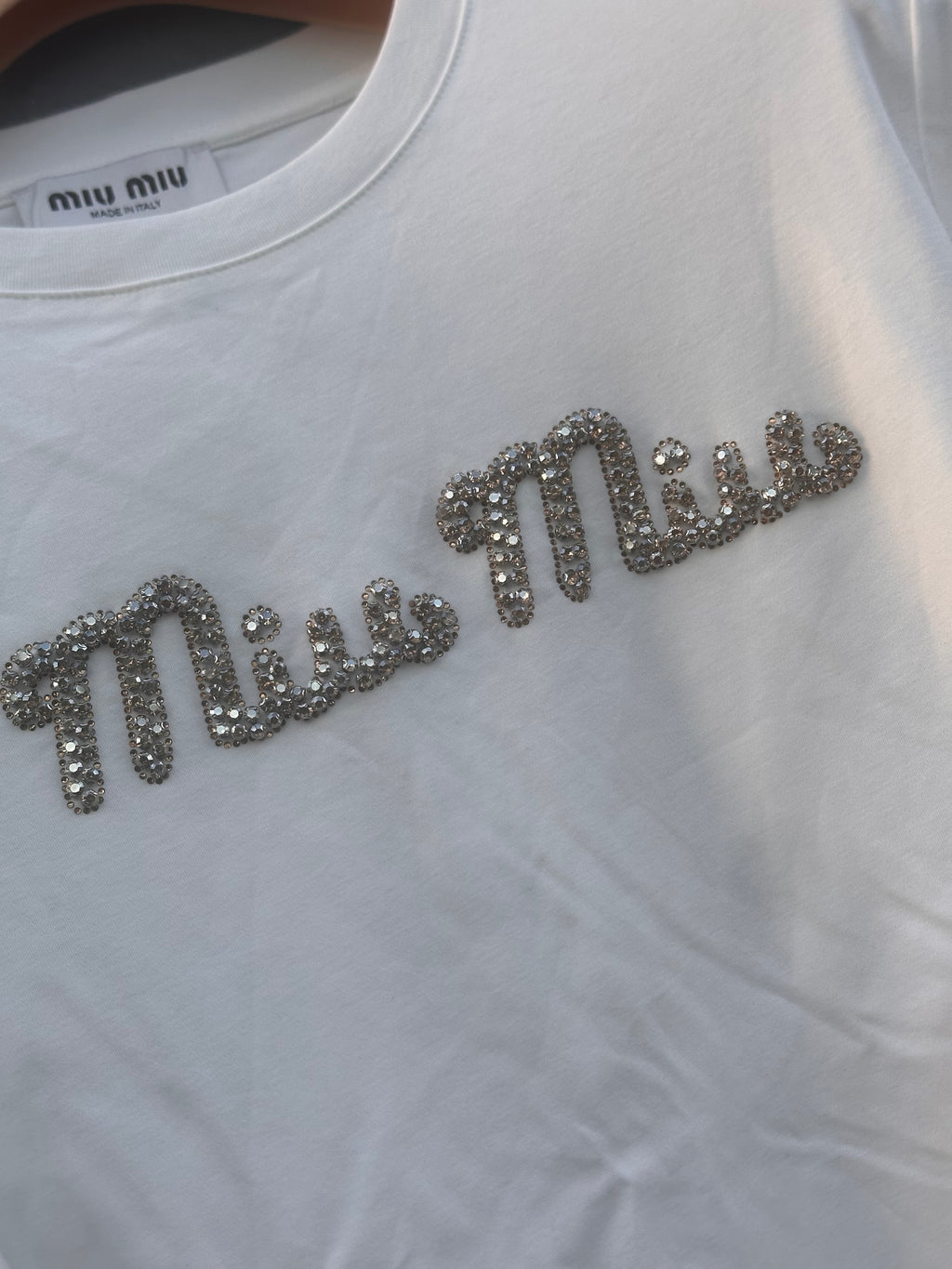 Miu miu cursive text pearl logo tee white 2025