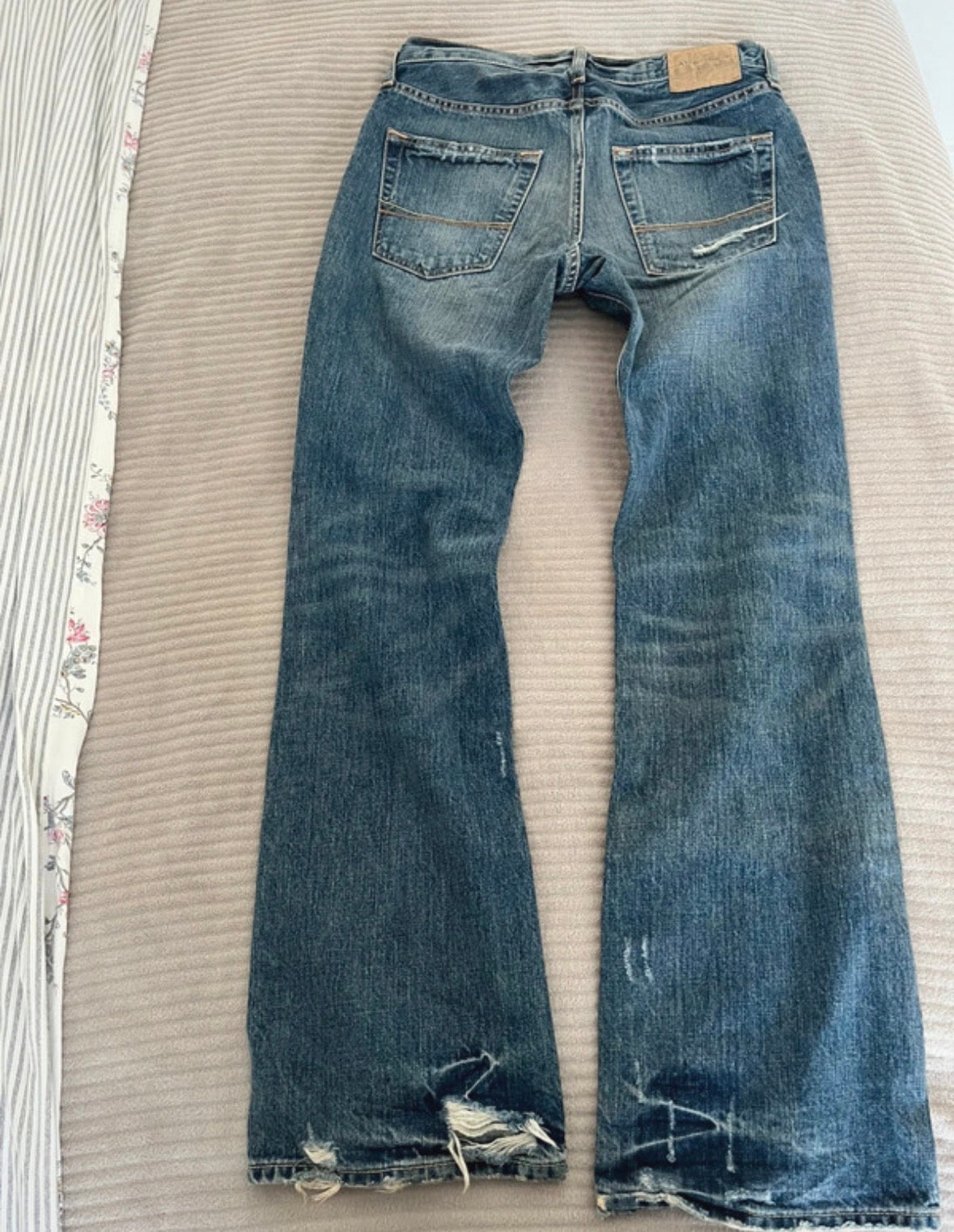 Vintage 2000s Abercrombie bootcut washed distressed jeans