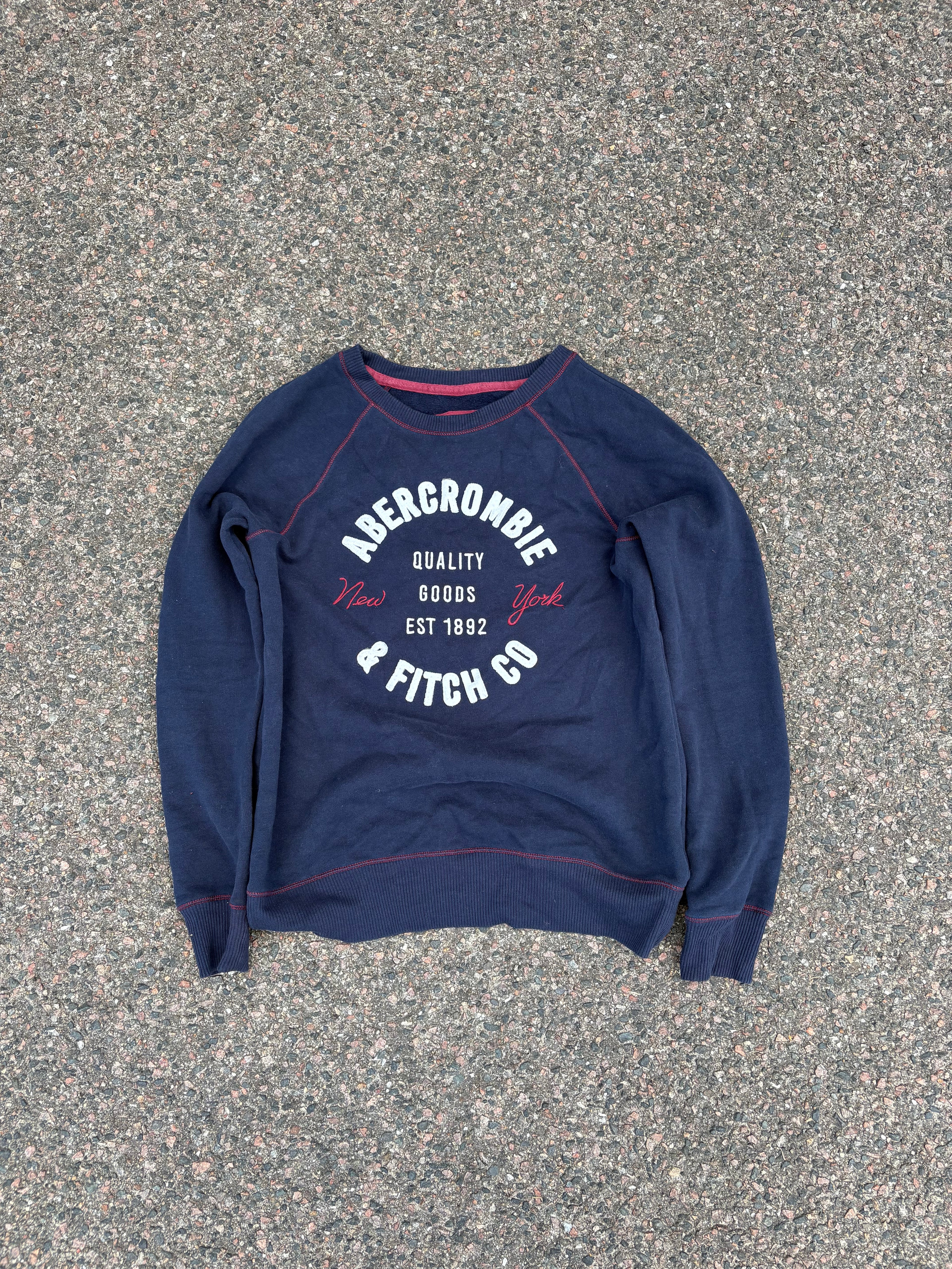 Vintage Abercrombie navy sweater