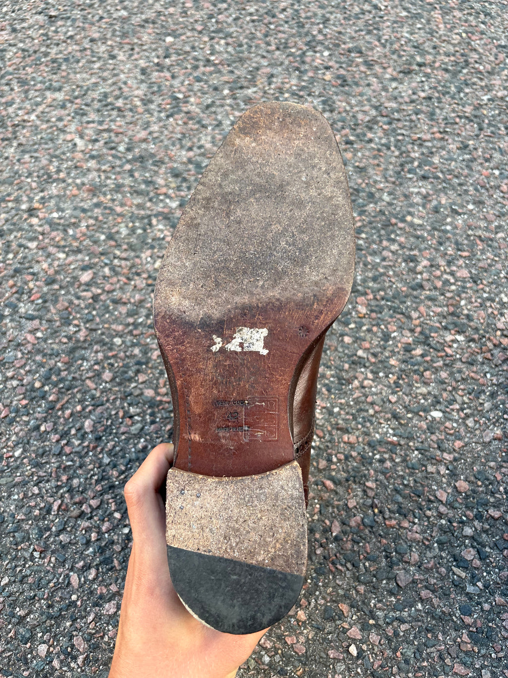Vintage 2000s Italian Chelsea boots Deep coffee brown