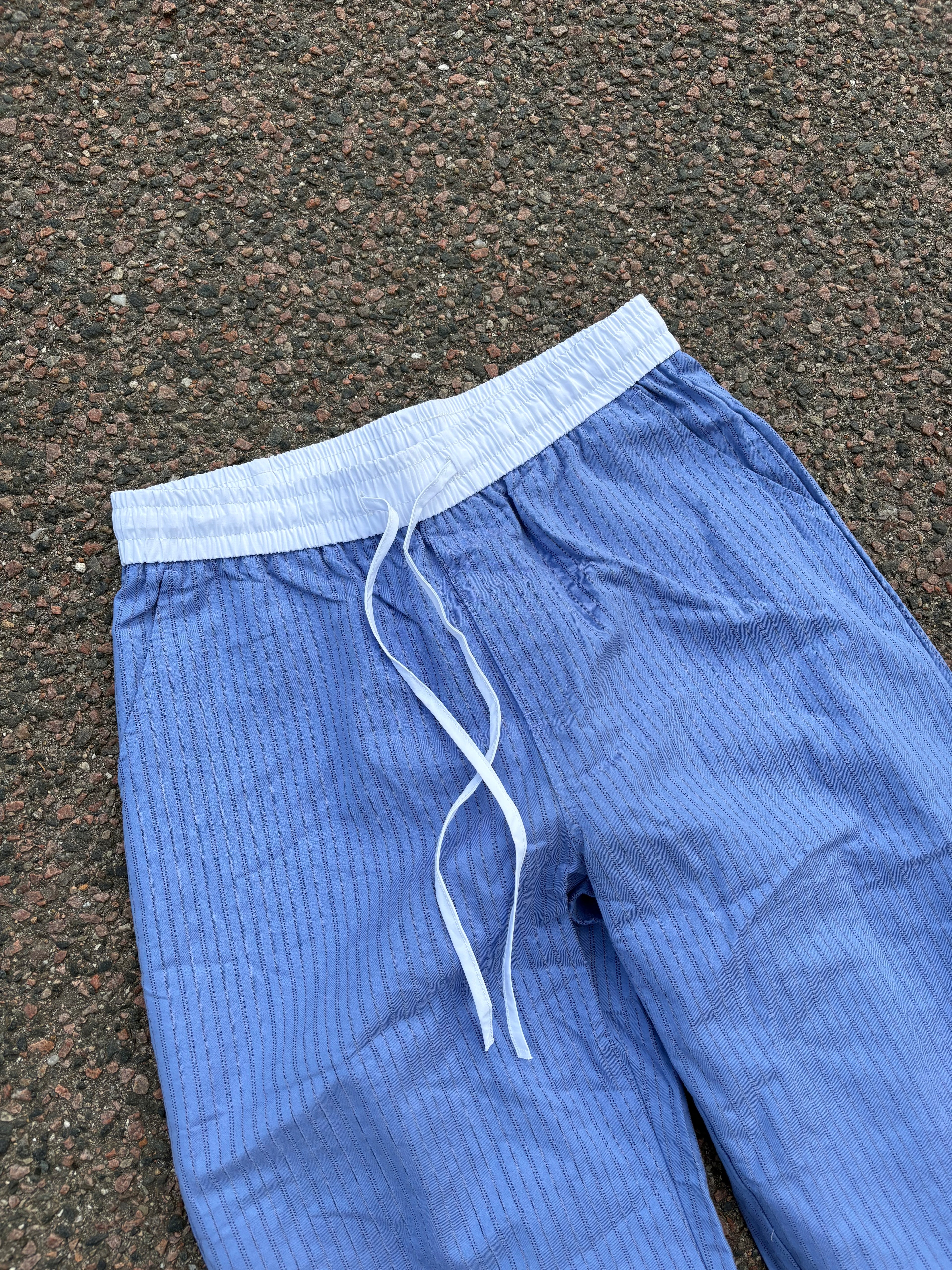 2000s Vintage blue striped white waistband pants