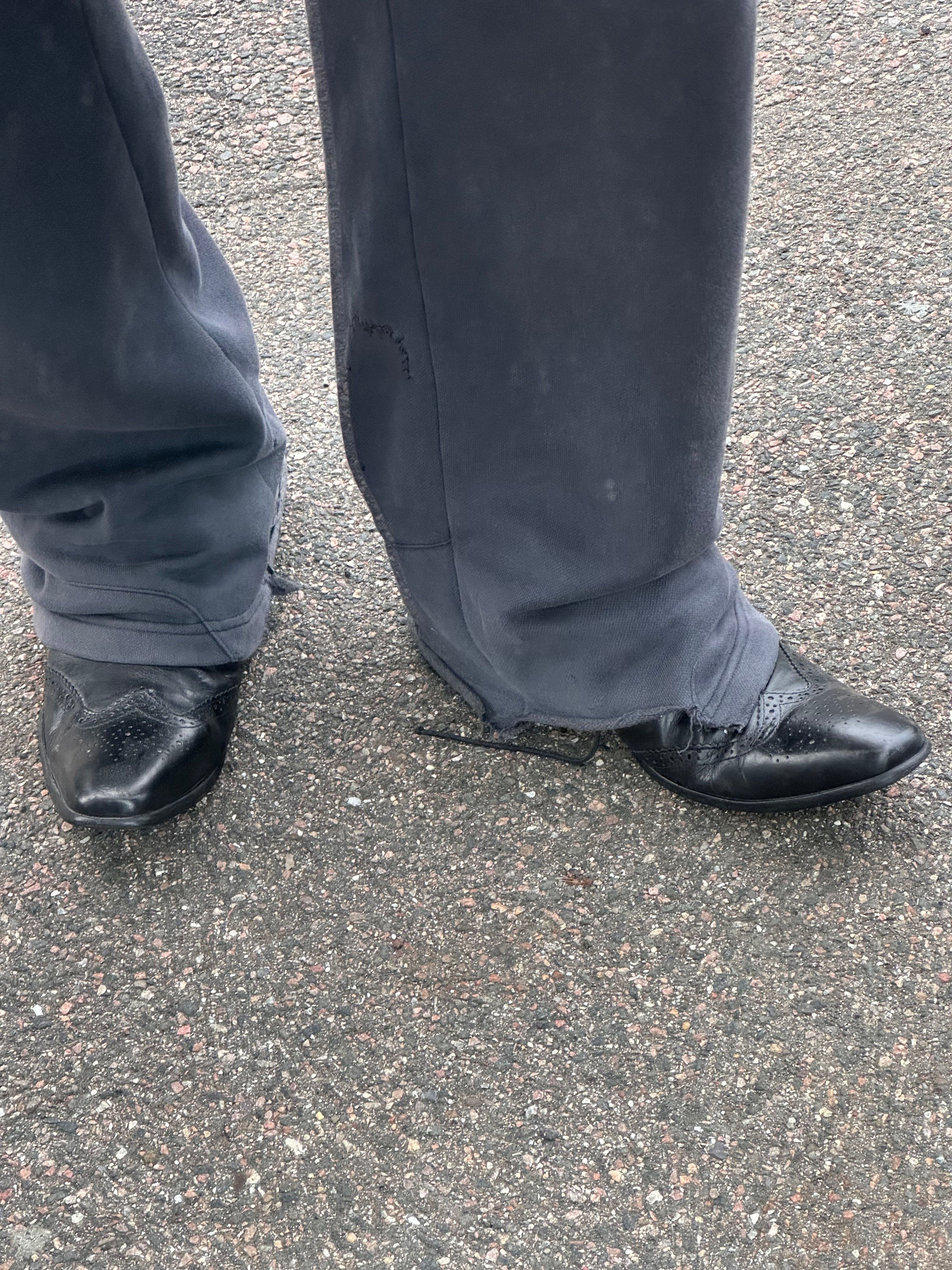 Gucinari Italien pointy shoes black