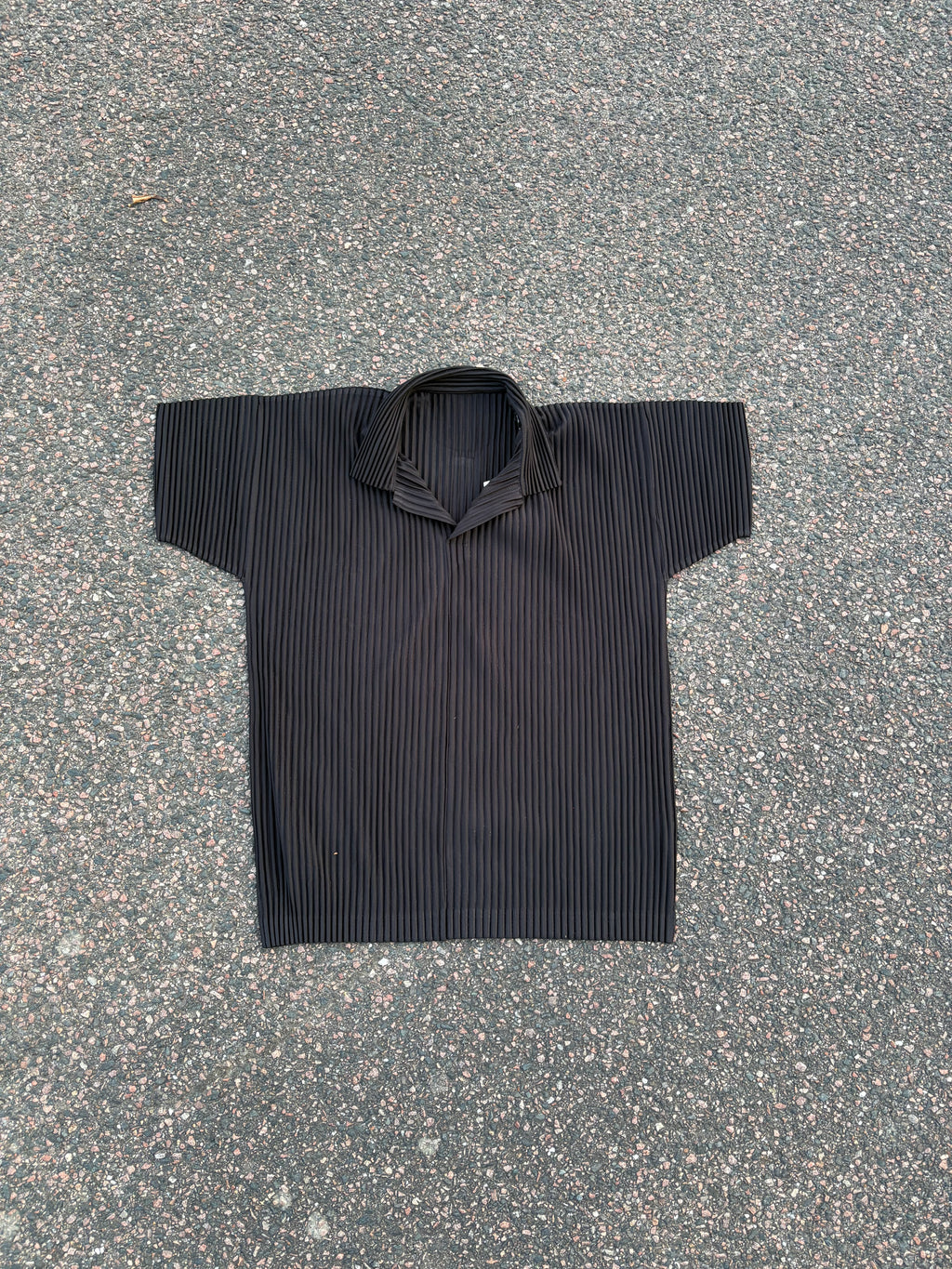 Issey miyake brand new black polo