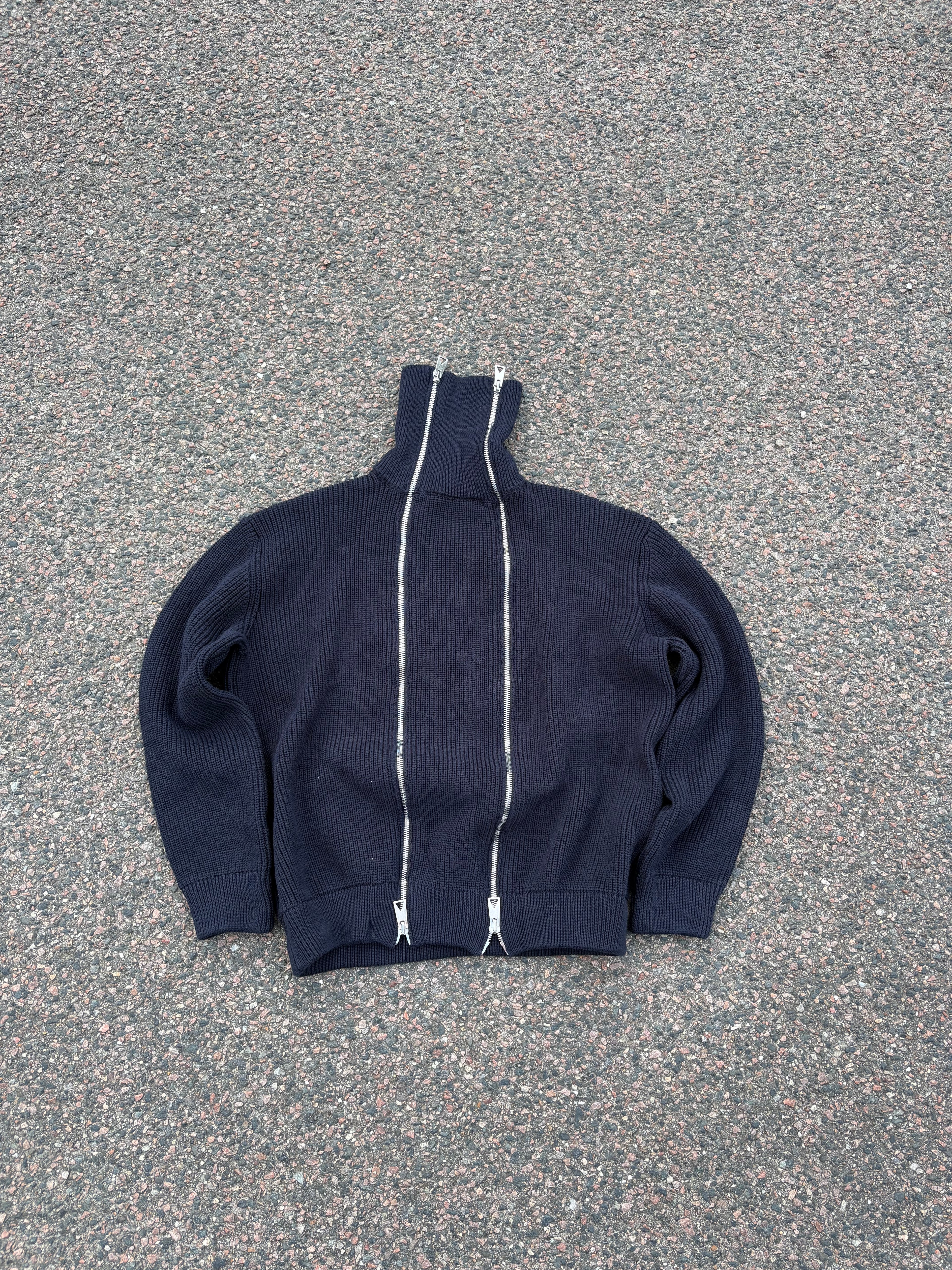 Double zipper heavy navy sweater