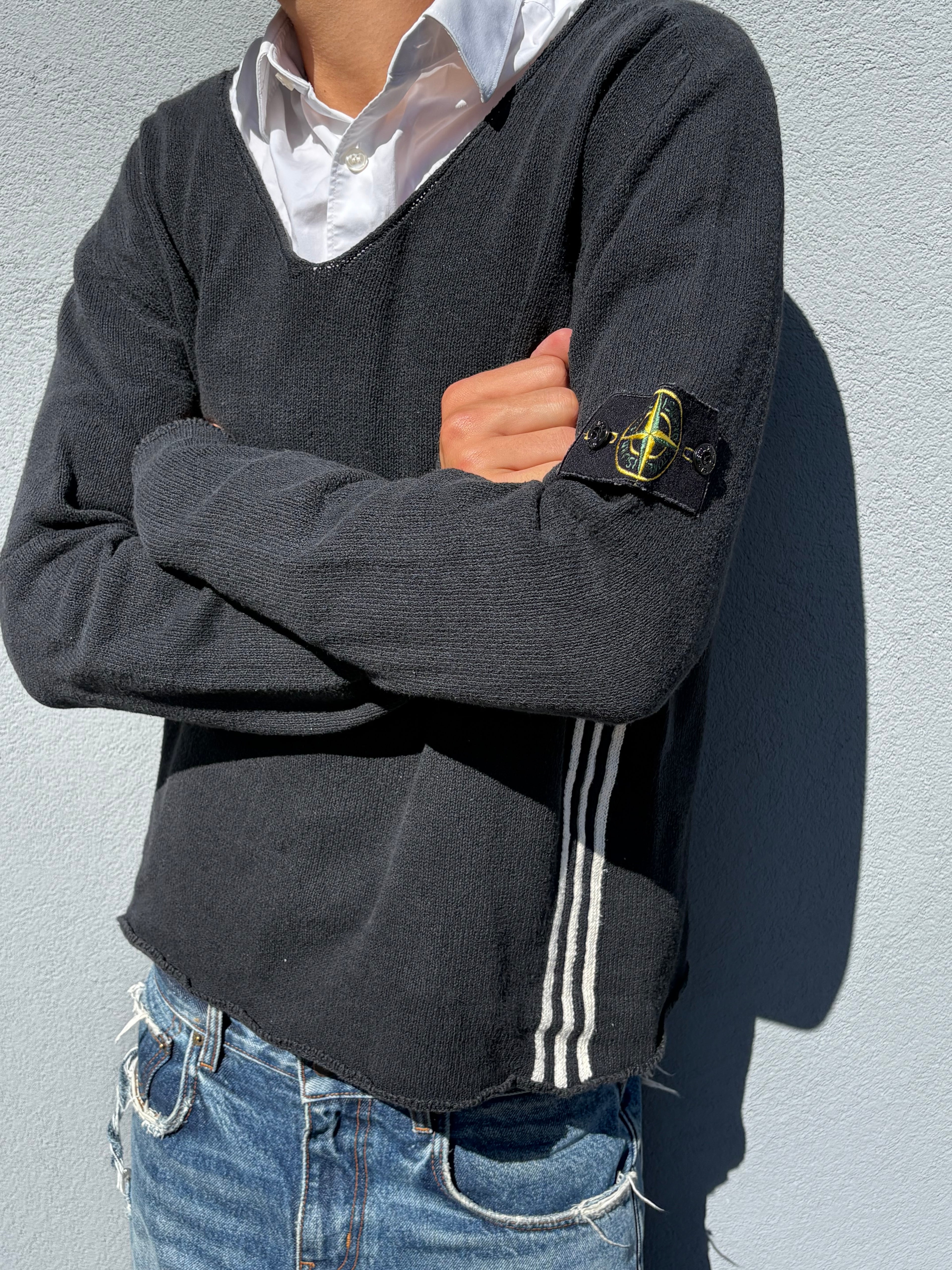 Stone Island v neck Paul Harvey era faded black
