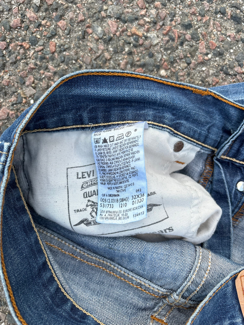 Levis Vintage 512 bootcut washed jeans (32*36)
