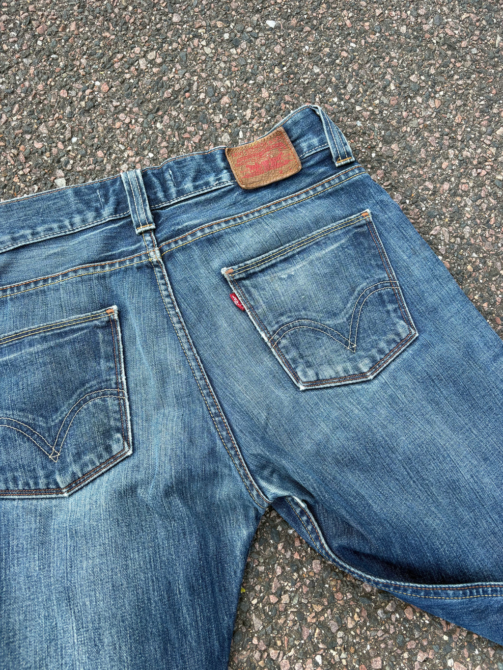 Levis 506 standard faded vintage jeans