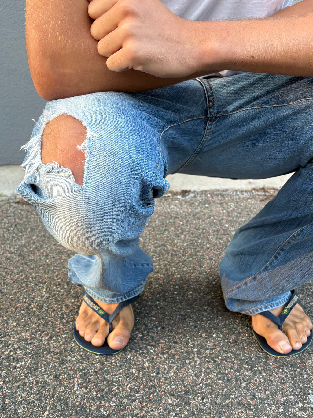 Vintage 1990s bootcut Hugo boss distressed blue jeans