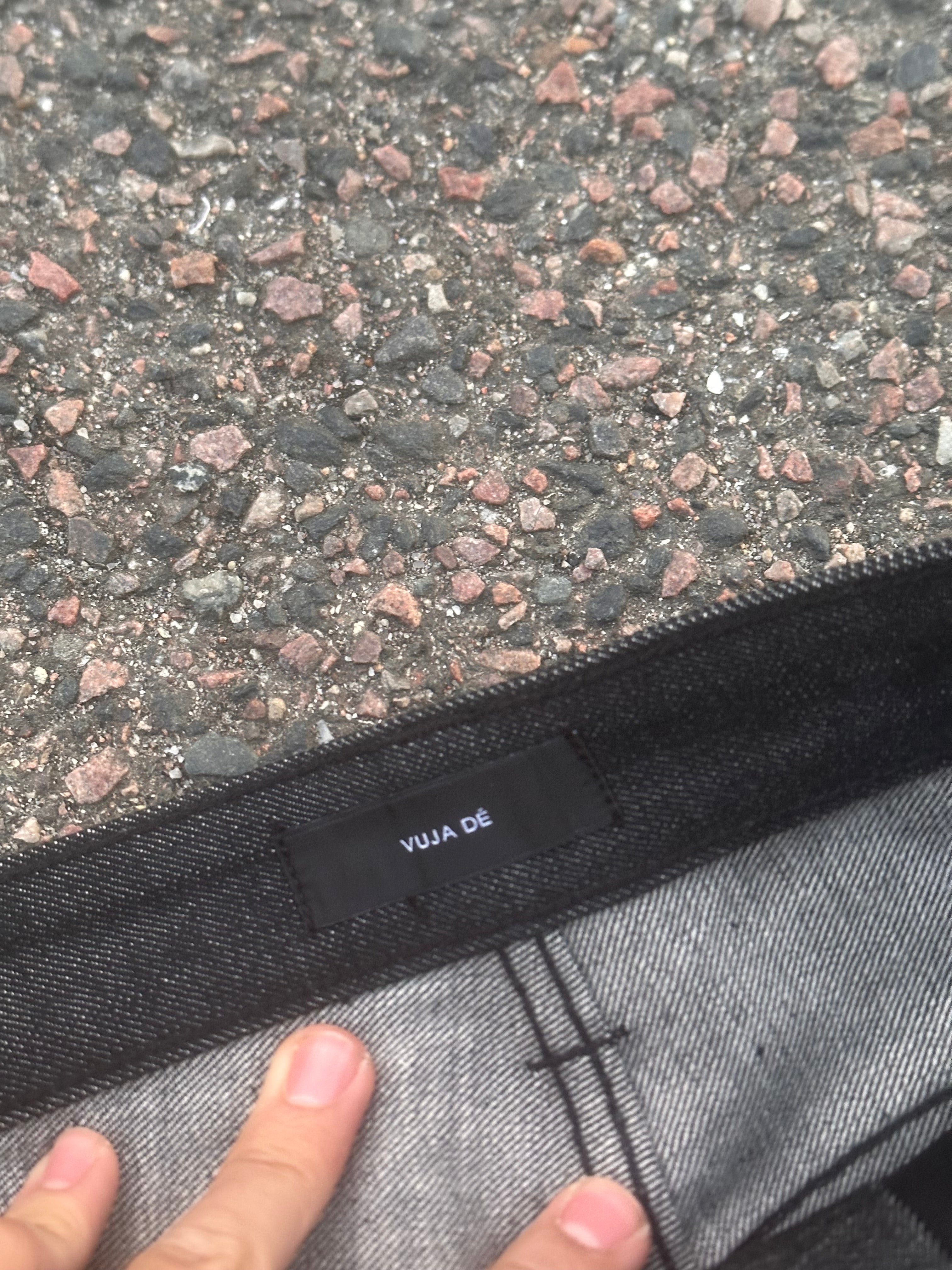 Vuja de raw denim jeans 2022