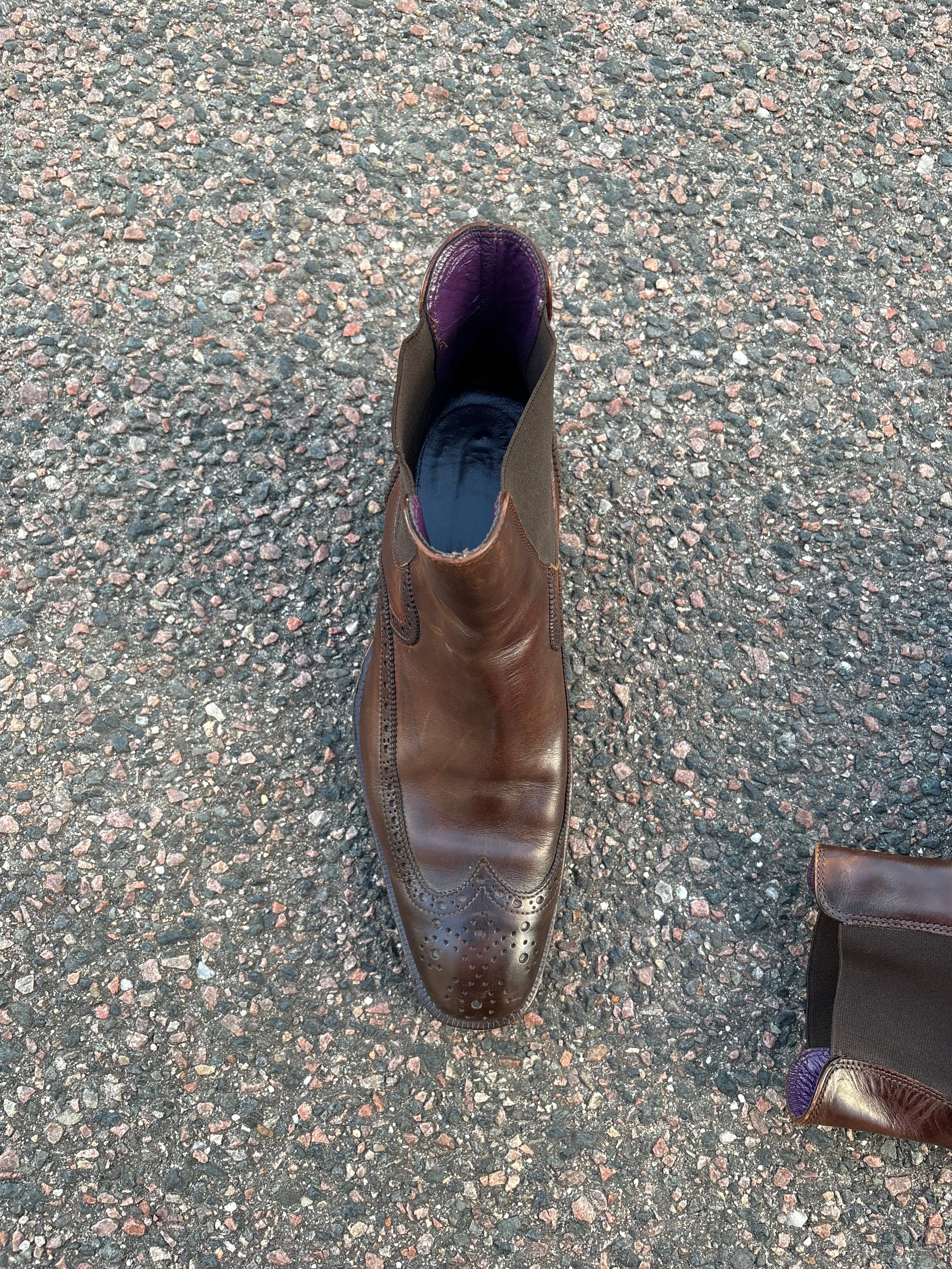 Vintage 2000s Italian Chelsea boots Deep coffee brown