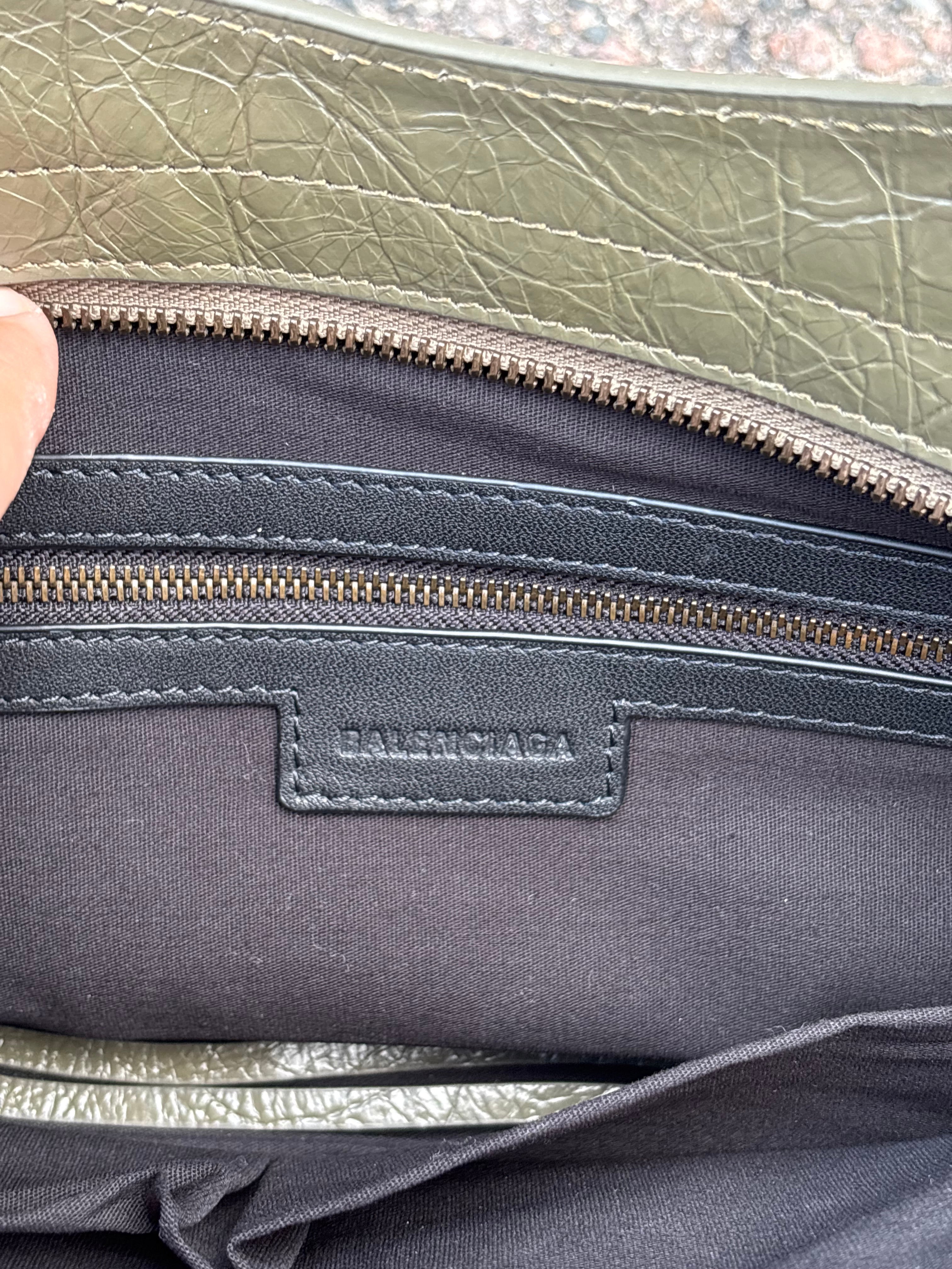 Balenciaga le city bag Dark green