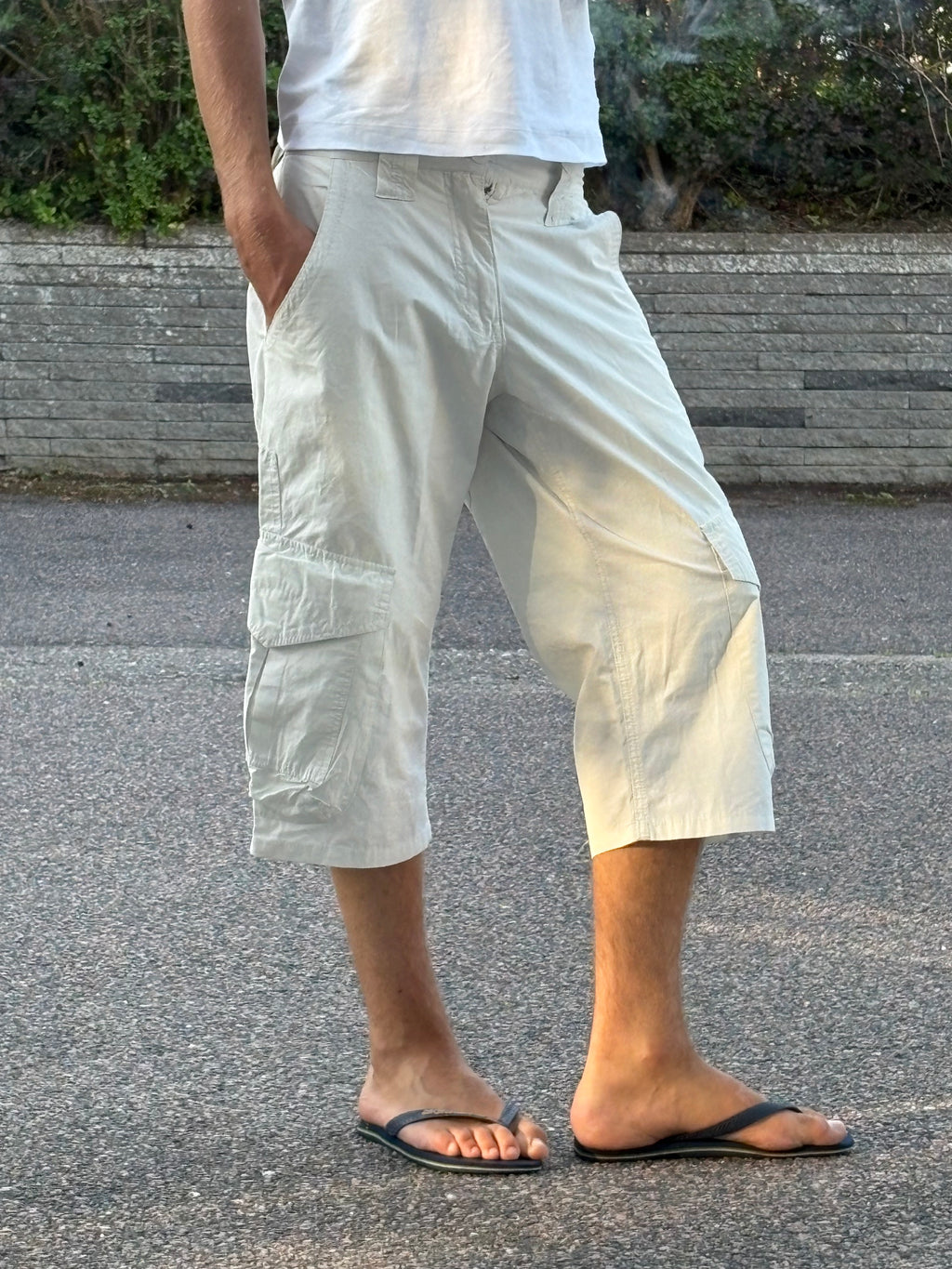 Vintage white capris