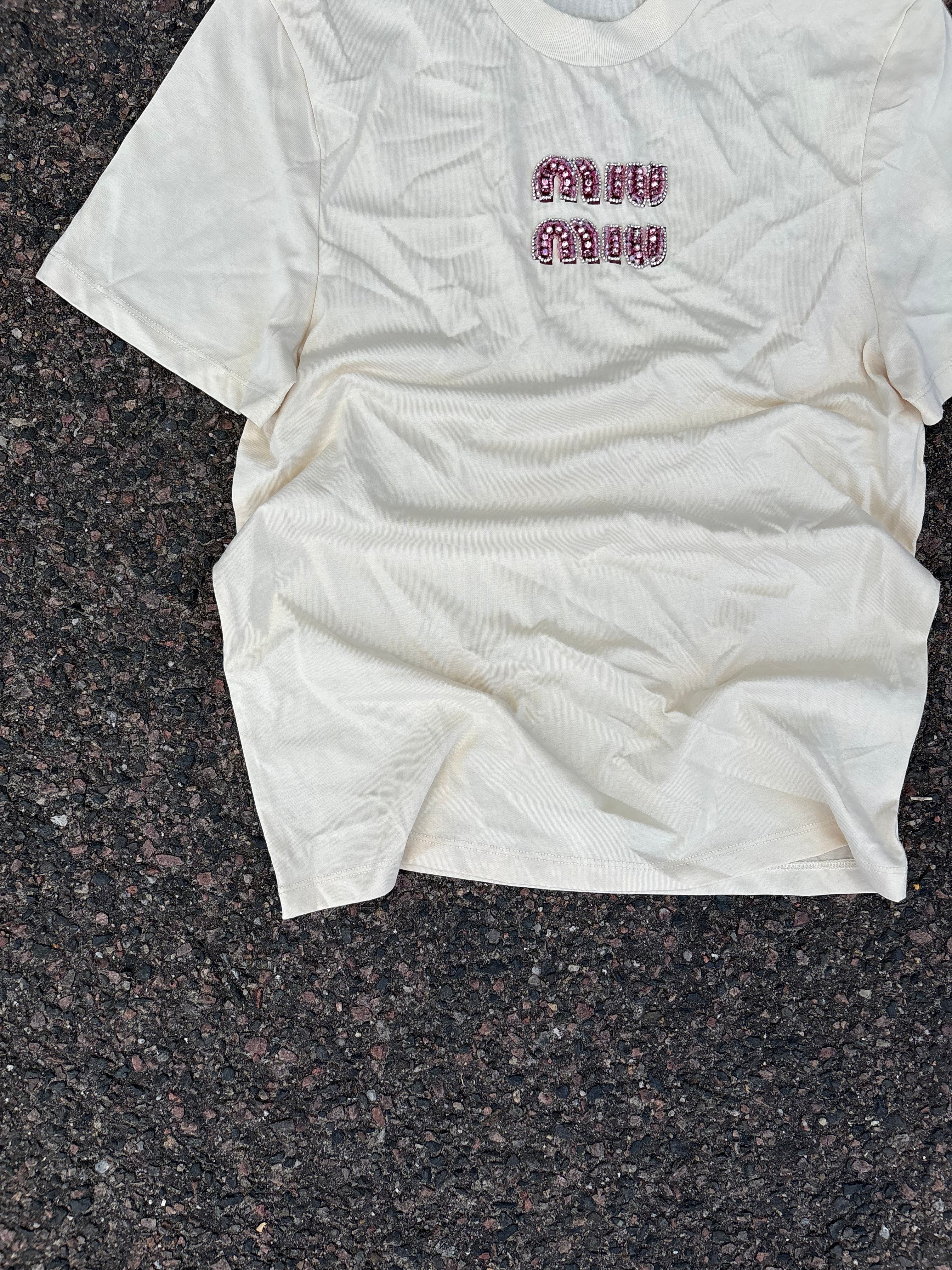 Miu Miu Pearl logo beige tee
