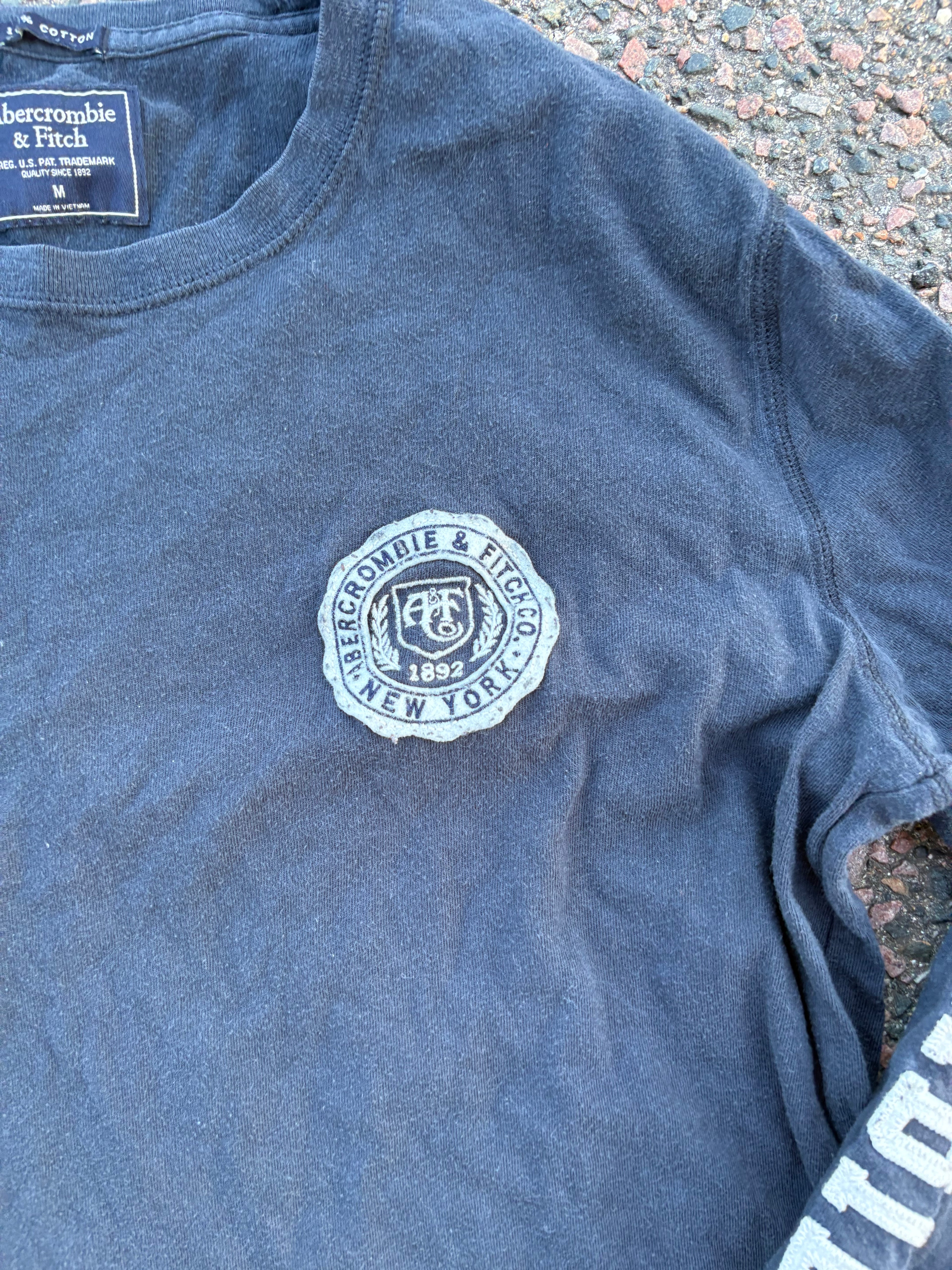 Vintage Abercrombie long sleeve navy