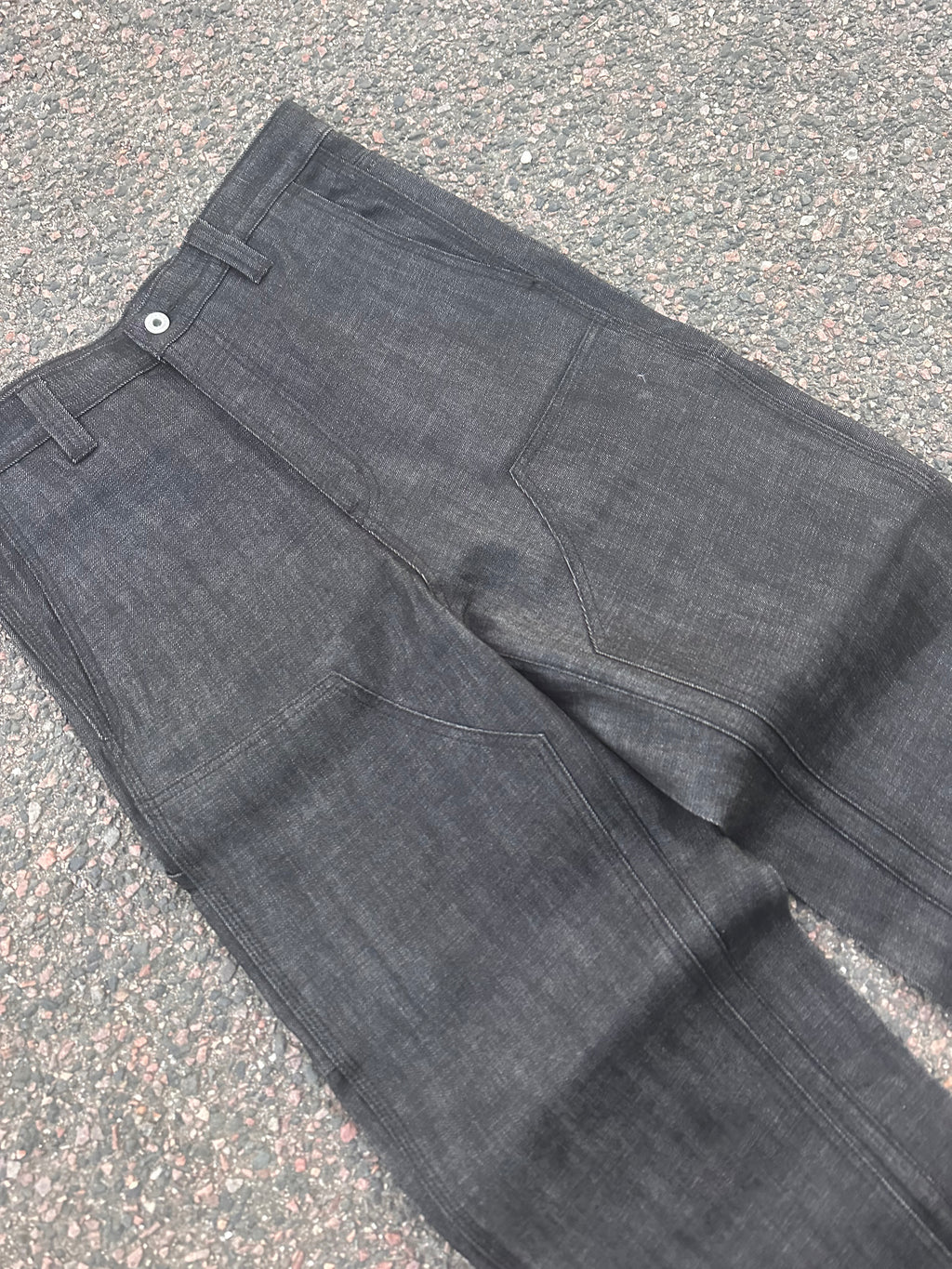 Vuja de raw denim jeans 2022