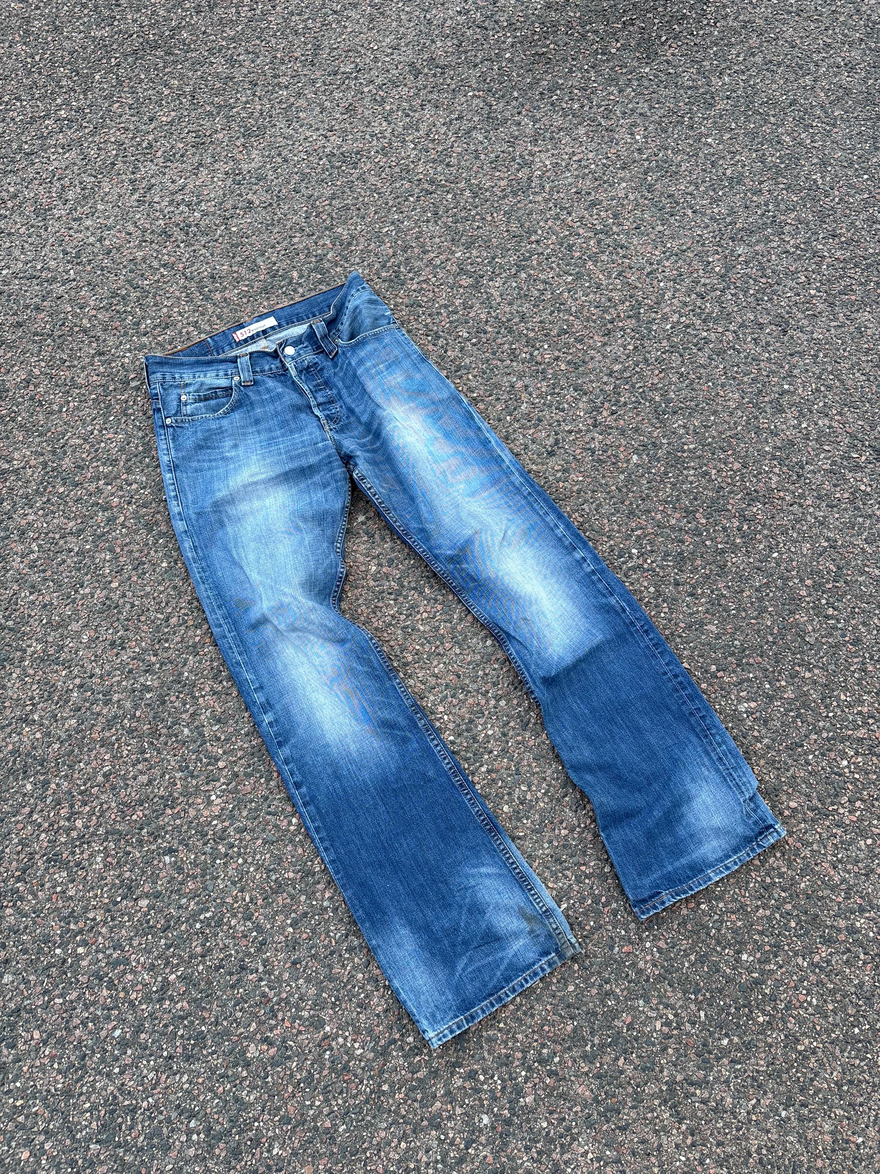 Levis Vintage 512 bootcut washed jeans (32*36)