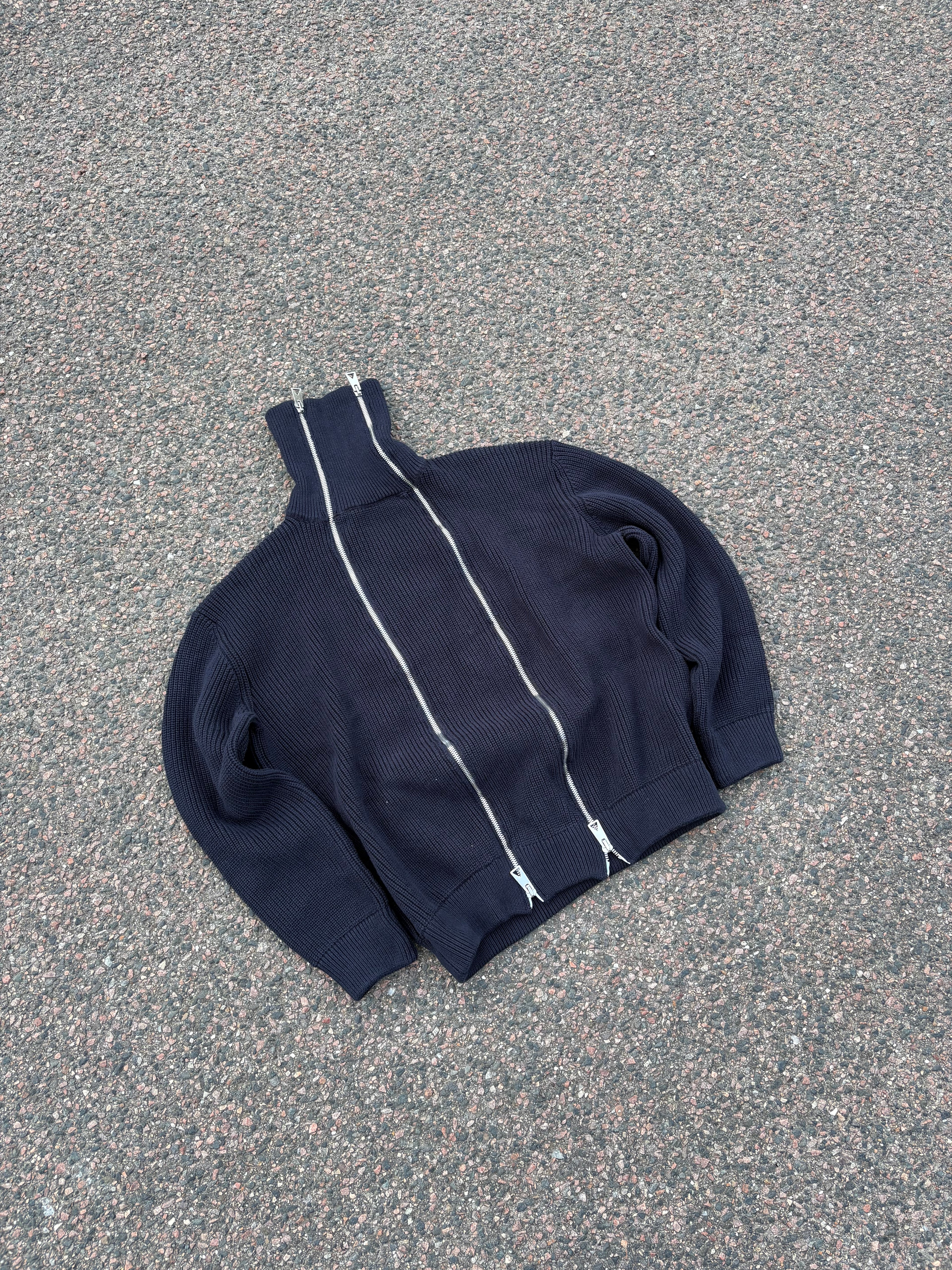 Double zipper heavy navy sweater