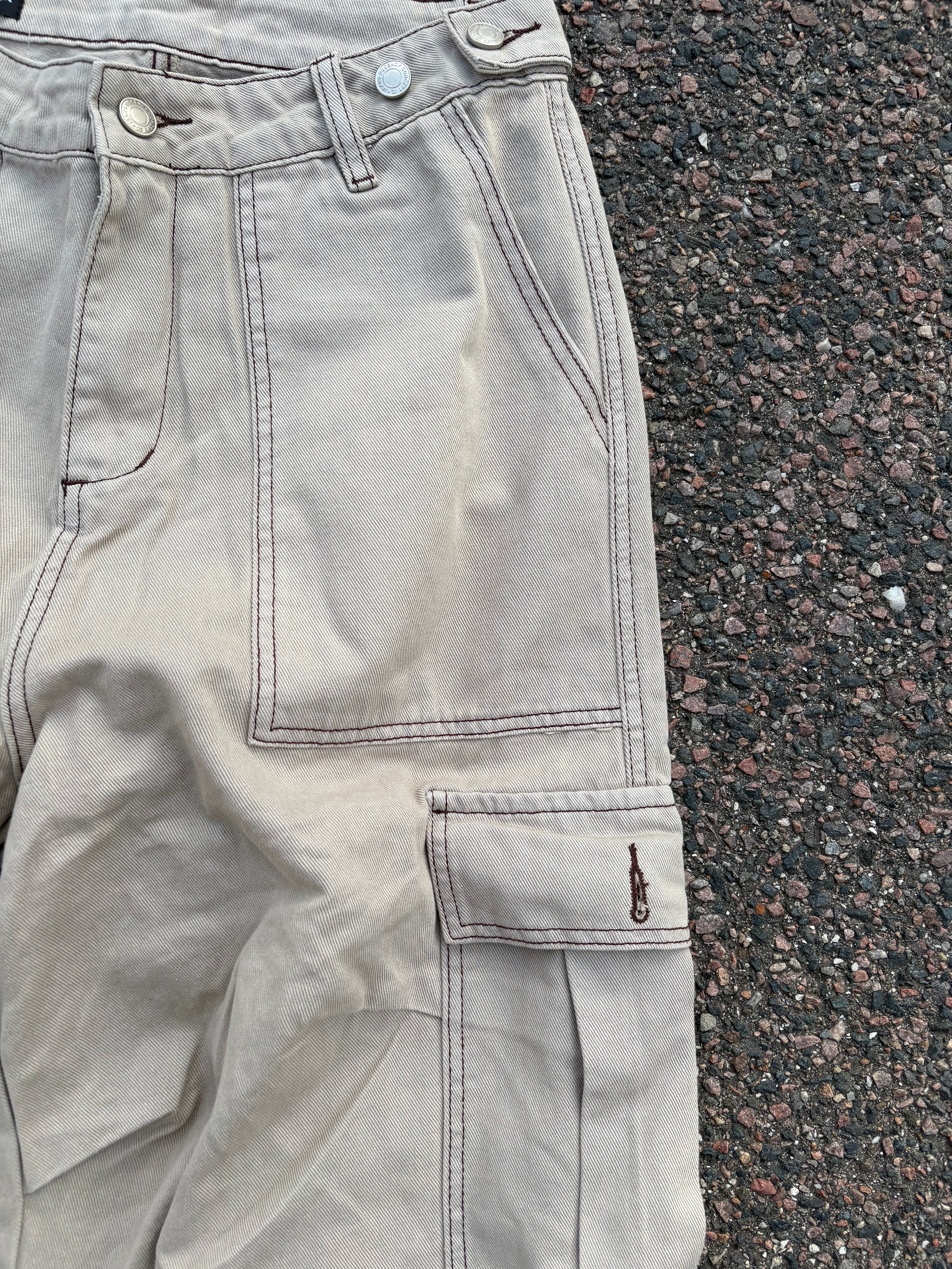 Baggy Capri cargo shorts