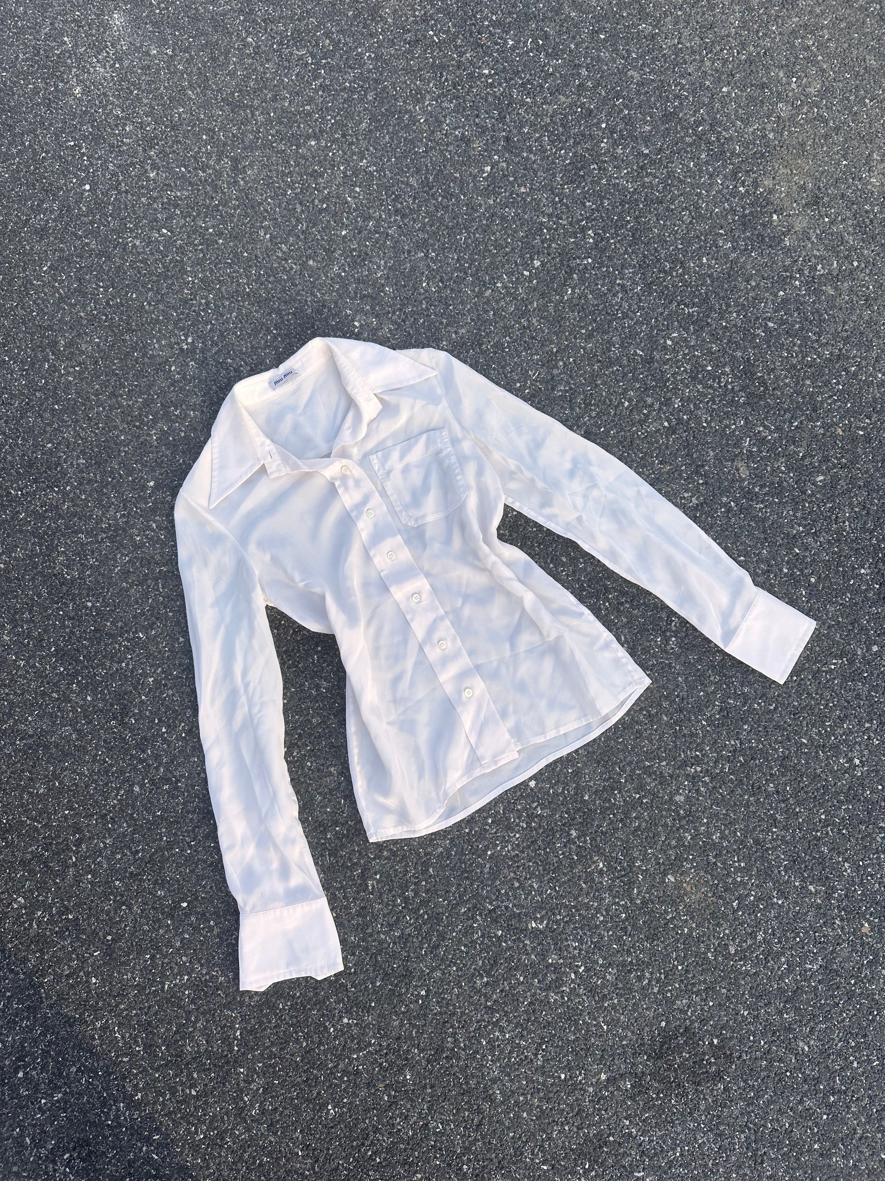 miu miu button up pink